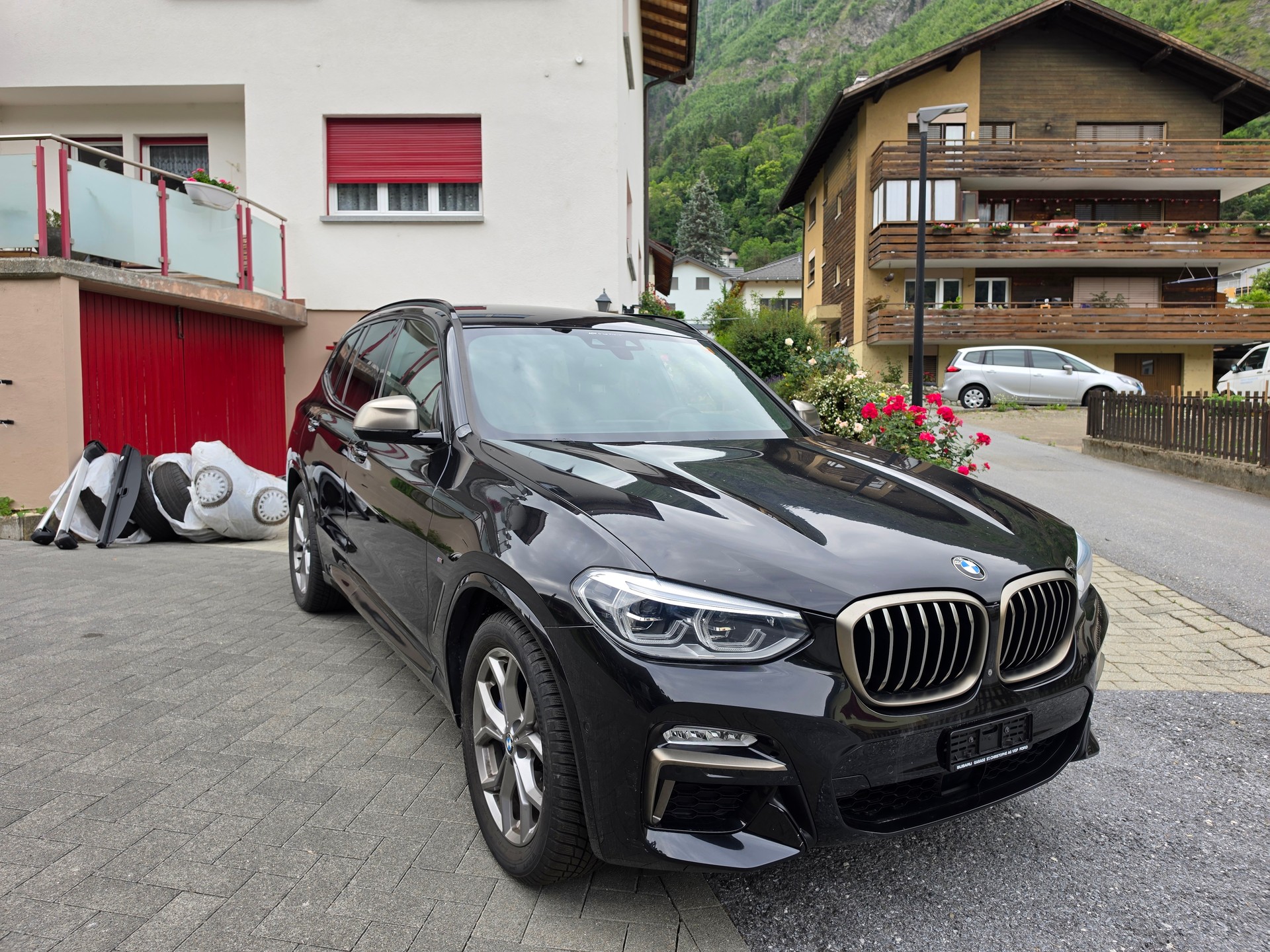 BMW M40i-image-1