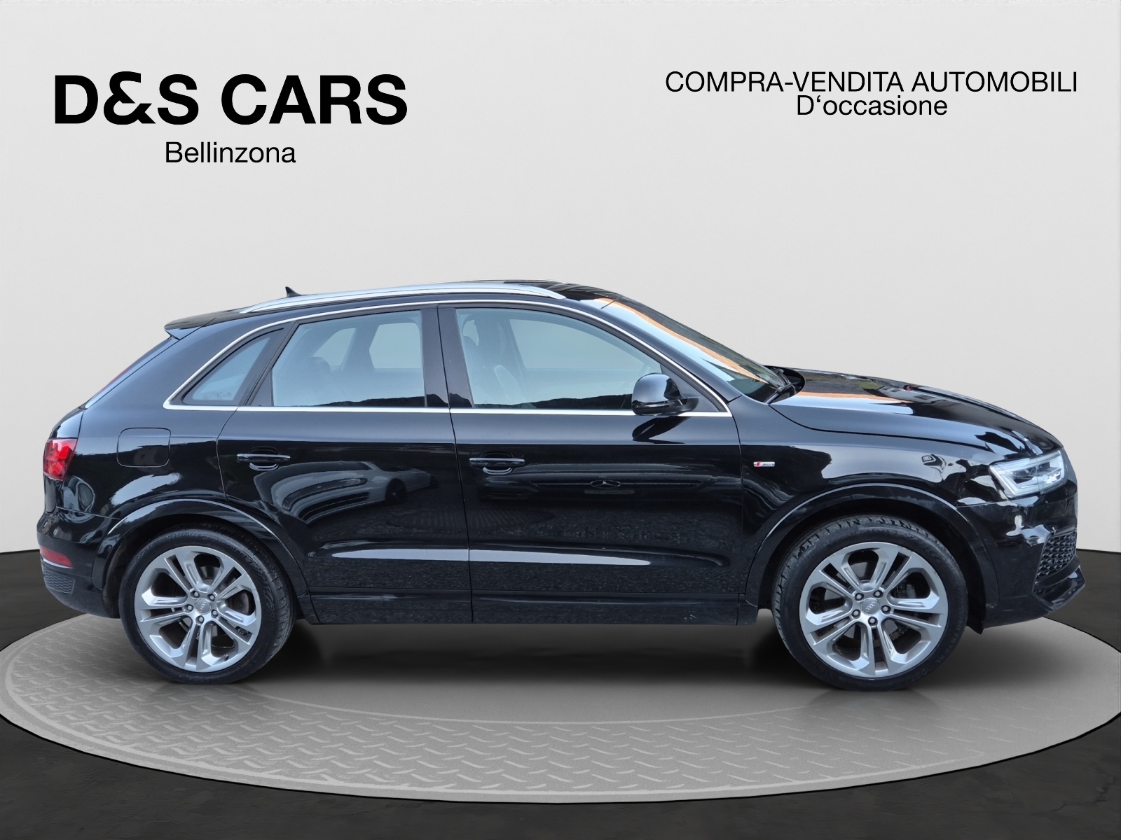 AUDI Q3 2.0 TFSI quattro S-LINE-image-5