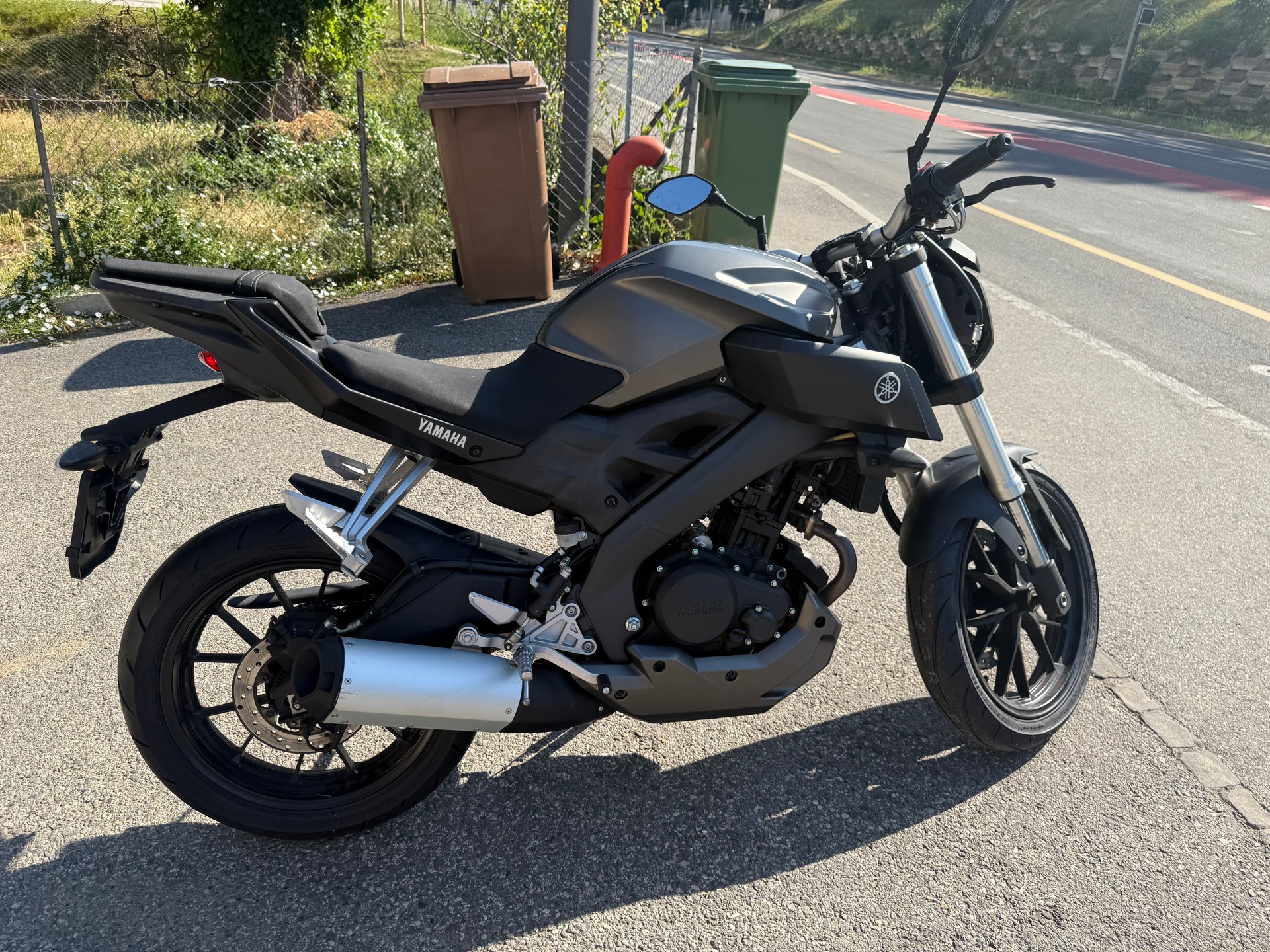 YAMAHA MT-125 ABS-image-3