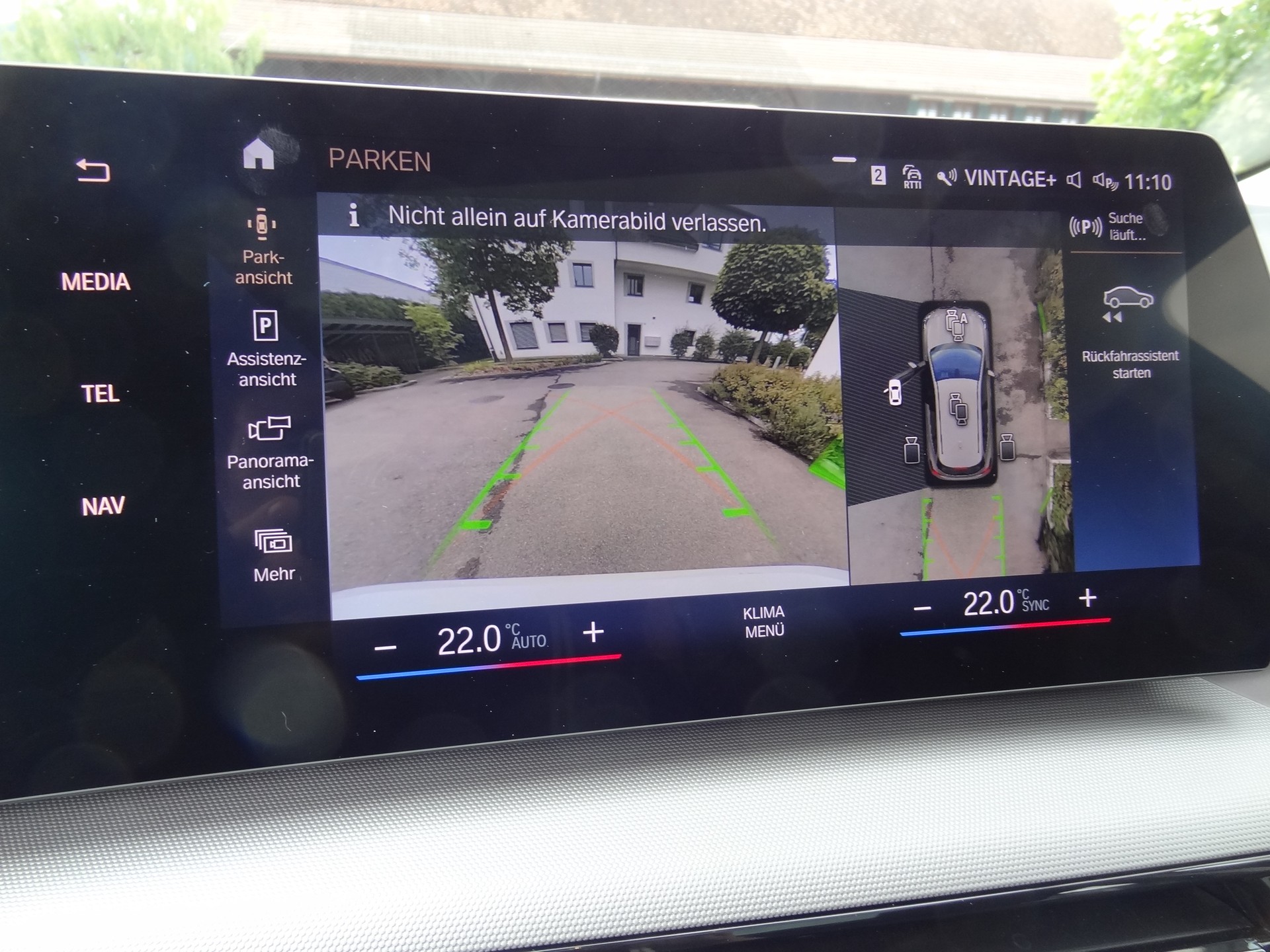 BMW 223d Active Tourer xDrive DKG-image-9