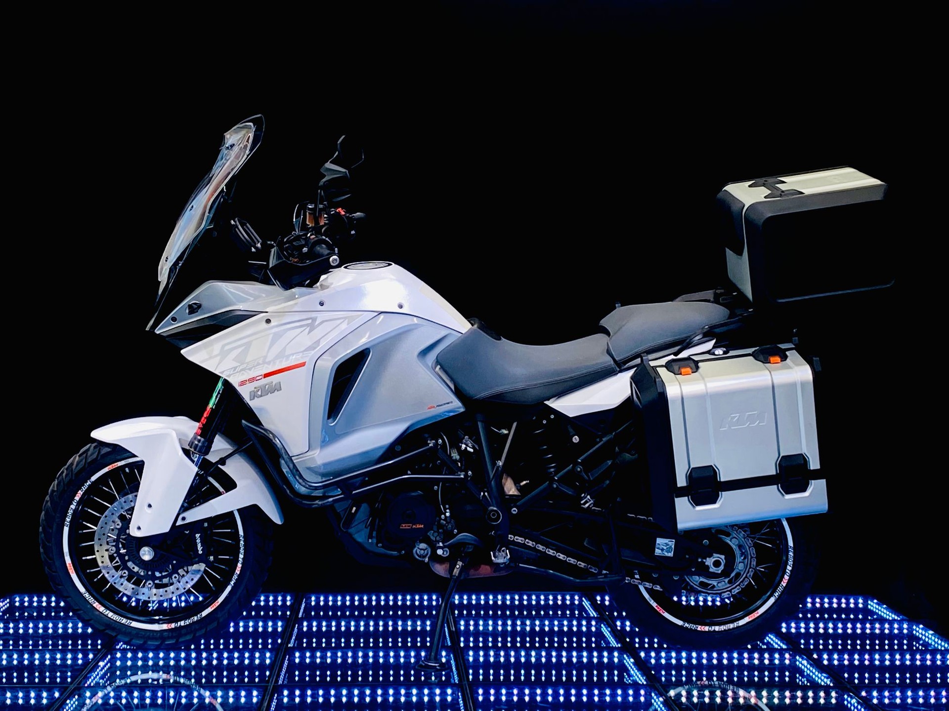 KTM 1290 Super Adventure ABS-showroom-element-3