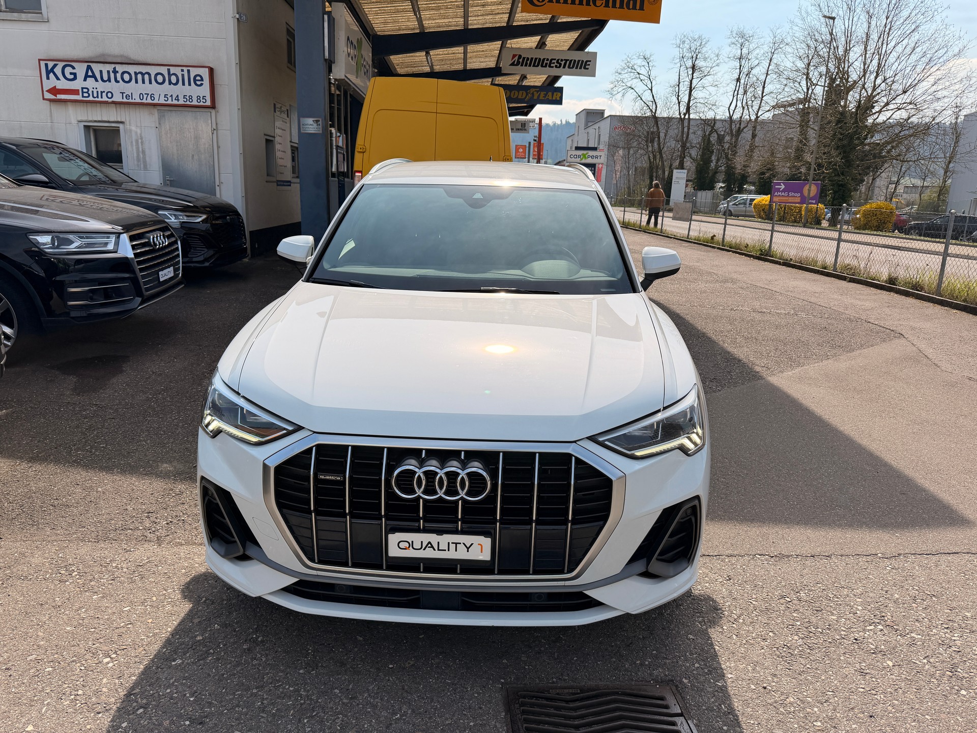 AUDI Q3 45 TFSI S line quattro S-tronic-image-1