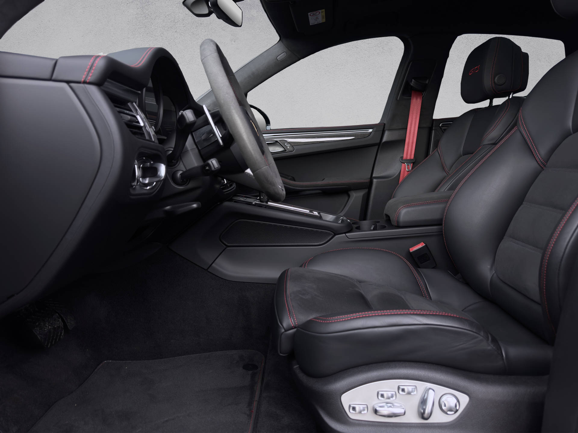 PORSCHE Macan GTS-image-6