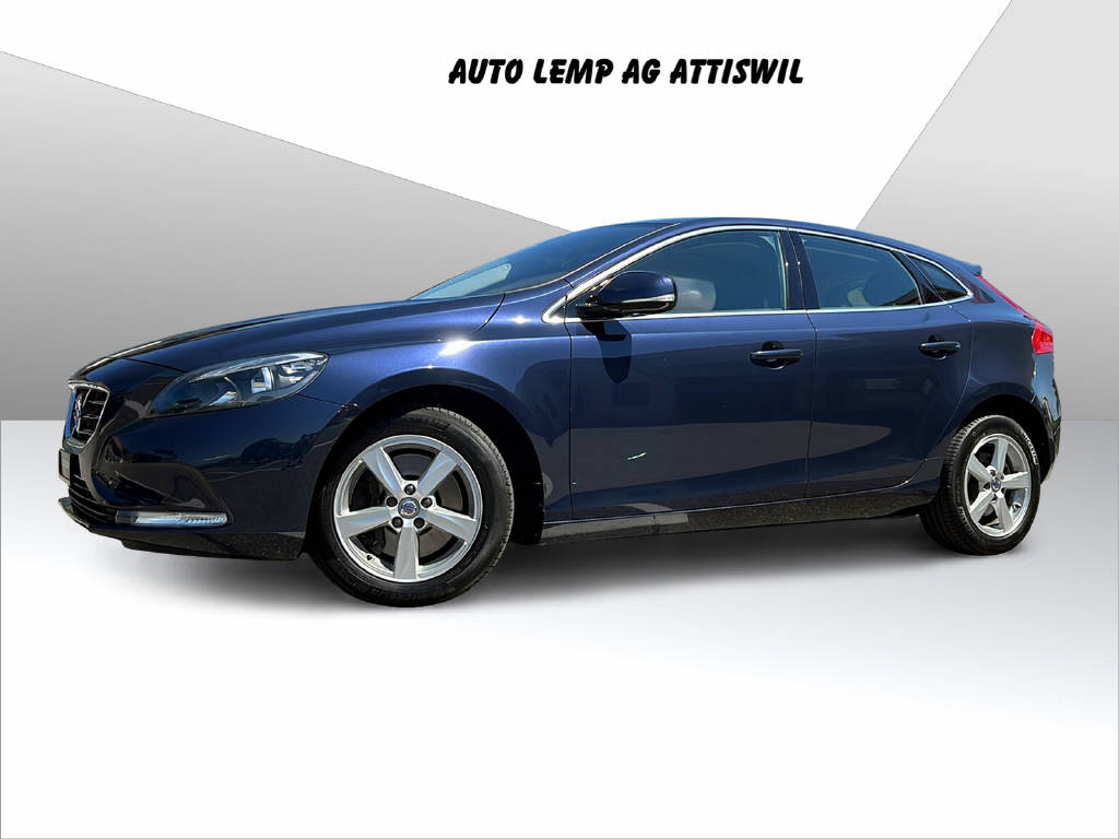 VOLVO V40 2.0 D3 Momentum S/S-image-0