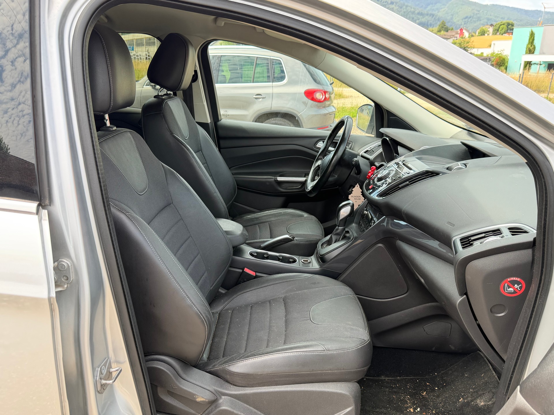 FORD Kuga 1.6 SCTi Titanium 4WD Automatic-image-9