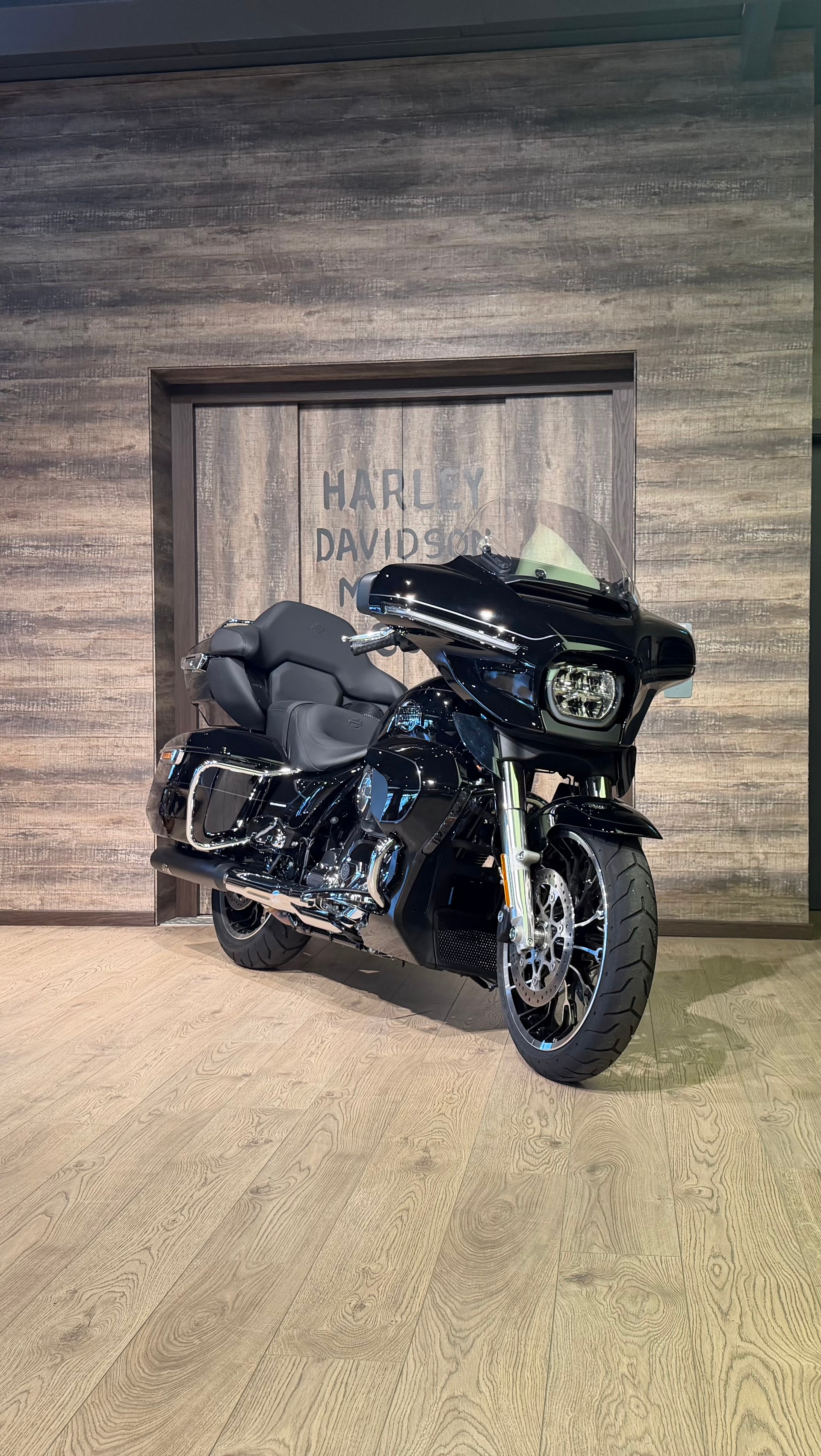 HARLEY-DAVIDSON FLHXU Street Glide Limited 117-image-1