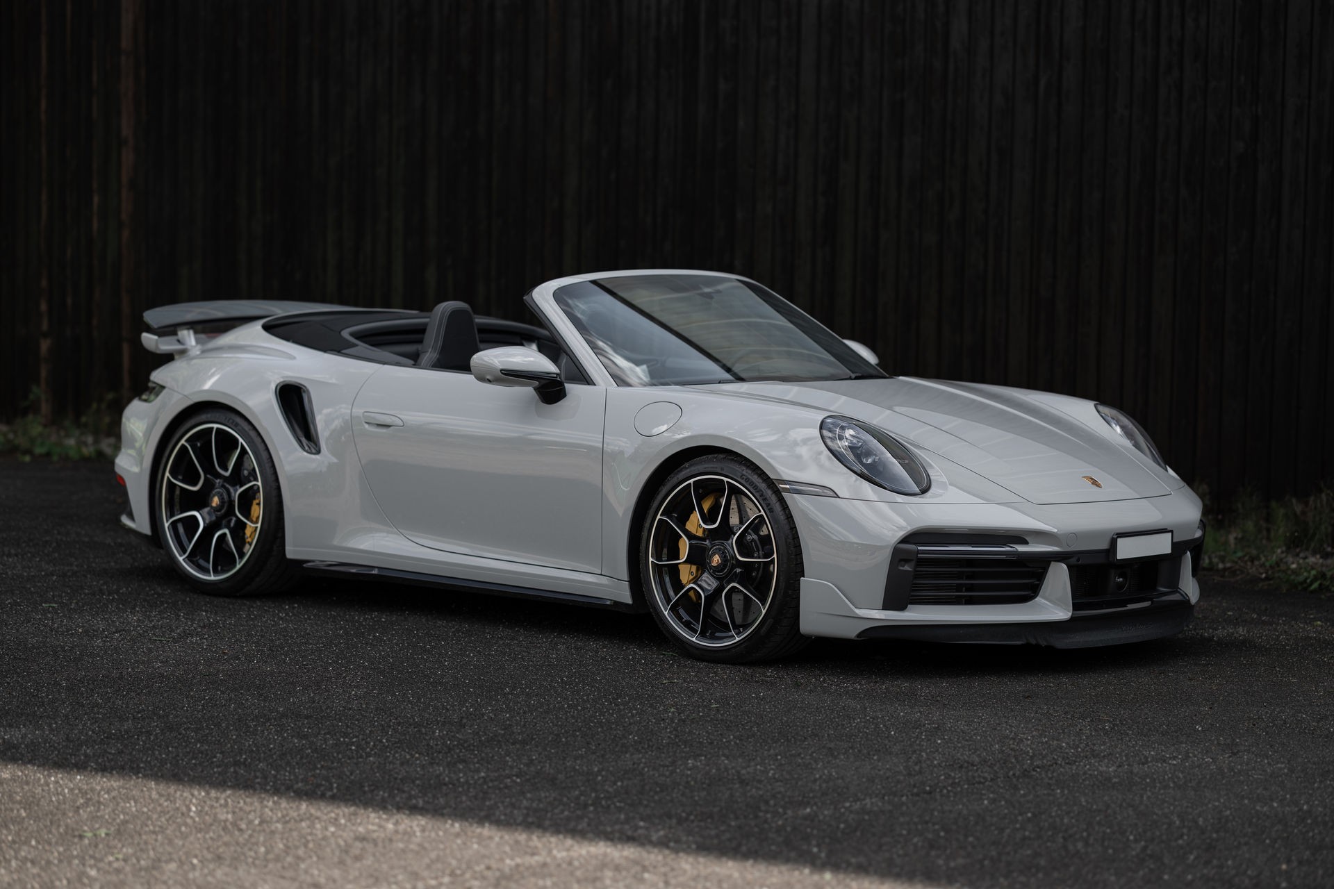 PORSCHE Turbo S Cabriolet PDK Kreide Sport Design PASM Sportfahrwerk-image-4