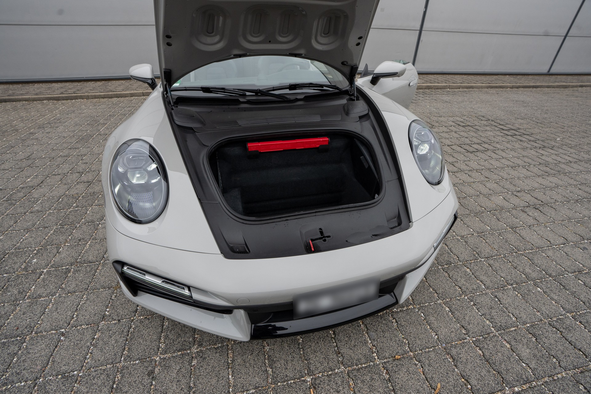PORSCHE Turbo S Cabriolet PDK Kreide Sport Design PASM Sportfahrwerk-image-17