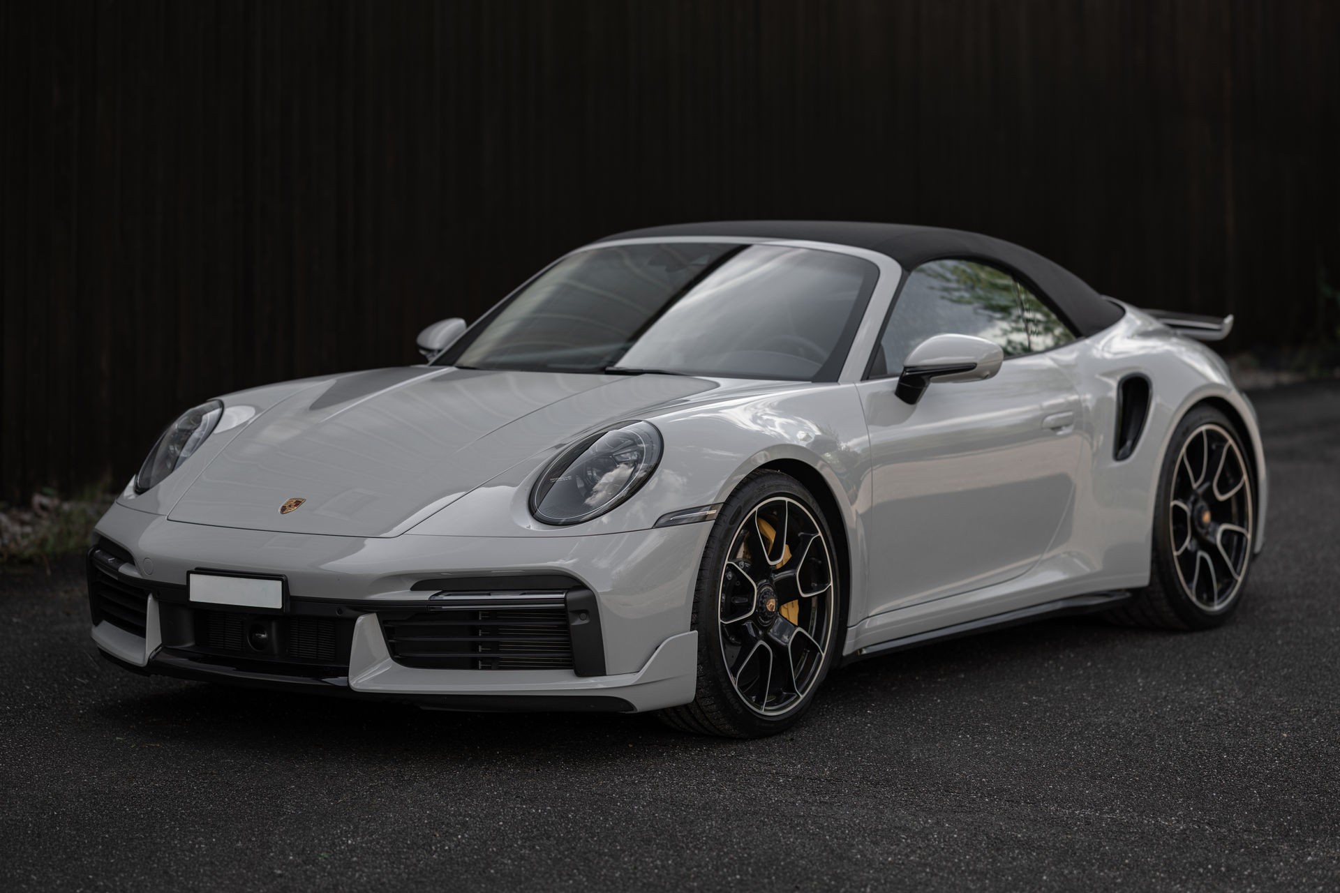 PORSCHE Turbo S Cabriolet PDK Kreide Sport Design PASM Sportfahrwerk-image-0
