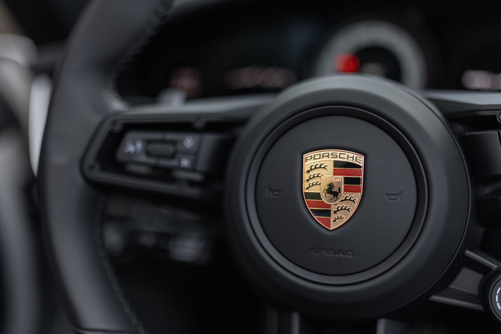 PORSCHE Turbo S Cabriolet PDK Kreide Sport Design PASM Sportfahrwerk-image-17