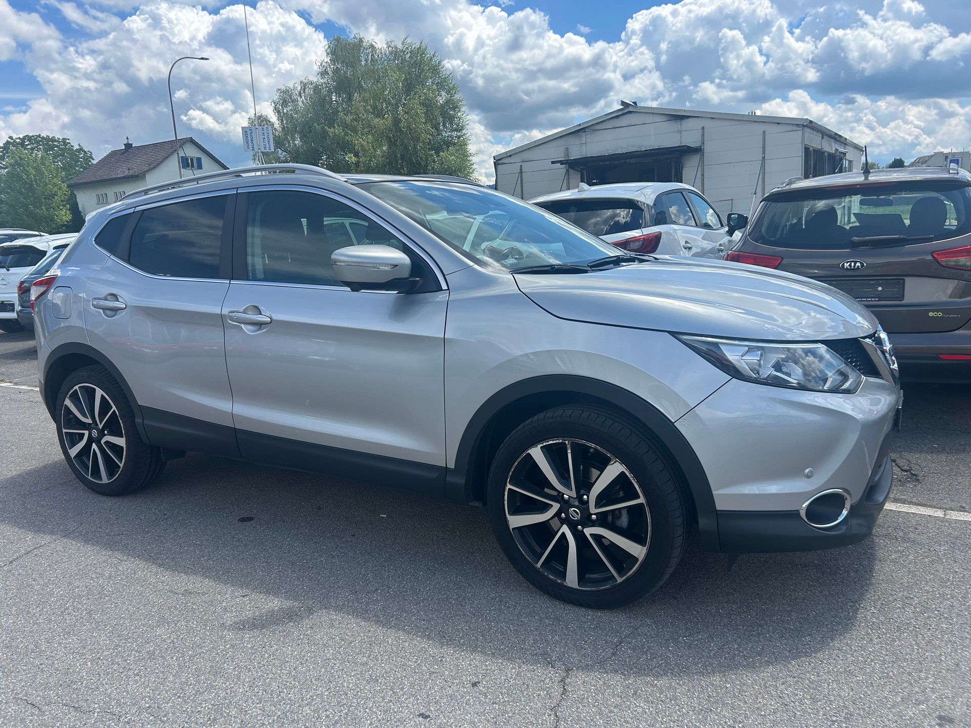 NISSAN Qashqai 1.6 dCi 360° Xtronic CVT-image-2