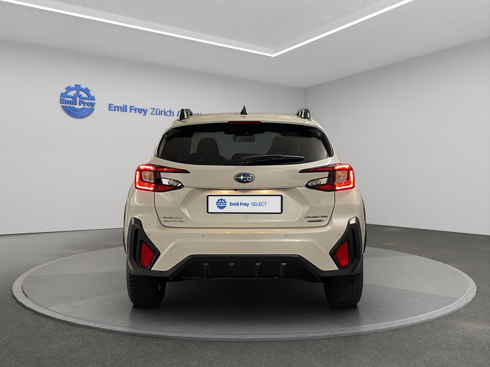 SUBARU Crosstrek 2.0i e-Boxer Swiss Plus-image-5