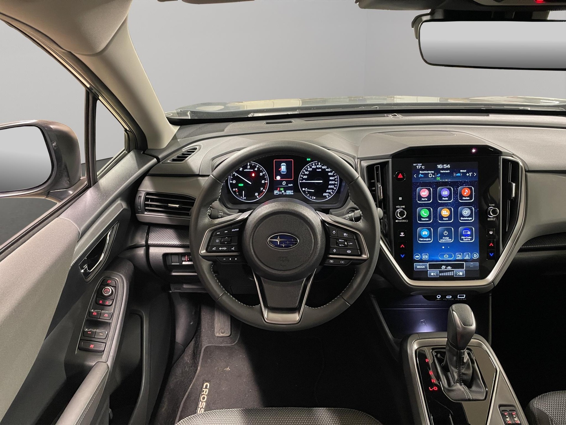SUBARU Crosstrek 2.0i e-Boxer Swiss Plus-image-10
