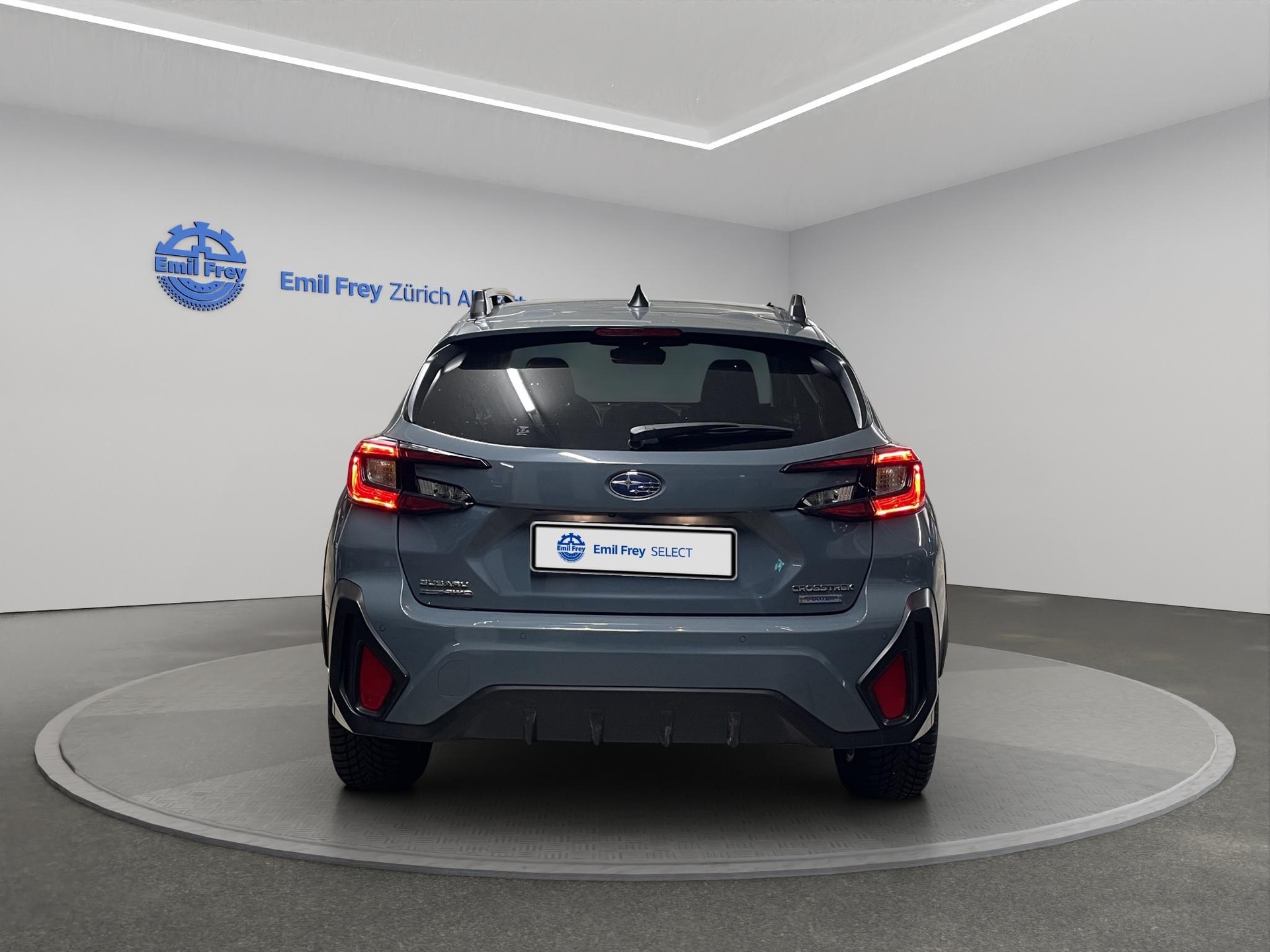 SUBARU Crosstrek 2.0i e-Boxer Swiss Plus-image-5
