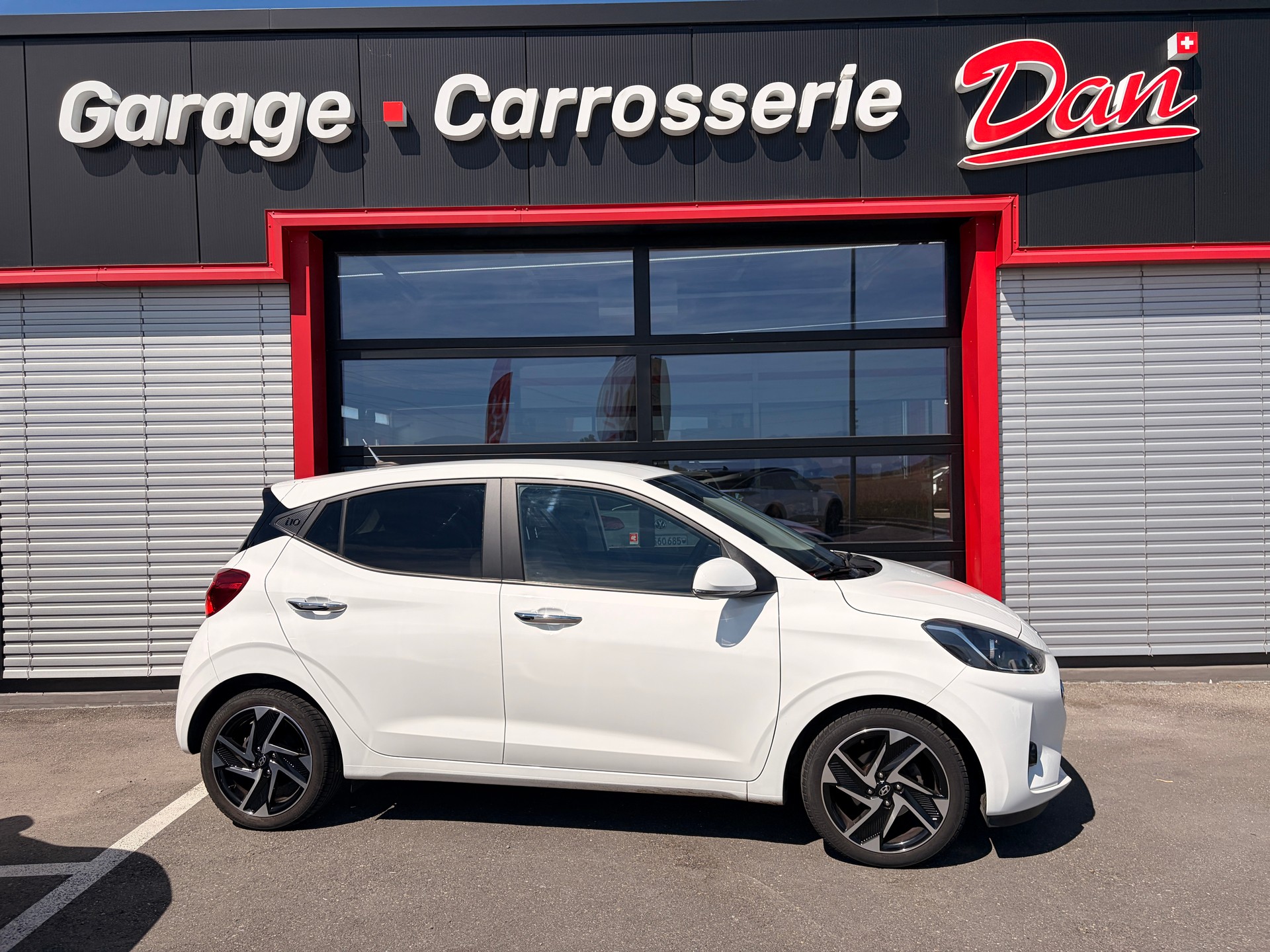 HYUNDAI i10 1.2 Vertex Automat-image-0