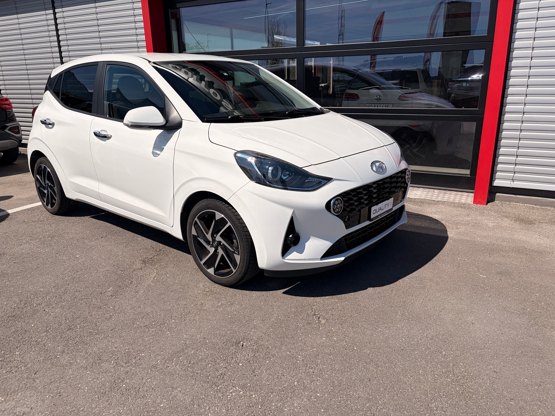 HYUNDAI i10 1.2 Vertex Automat-image-1