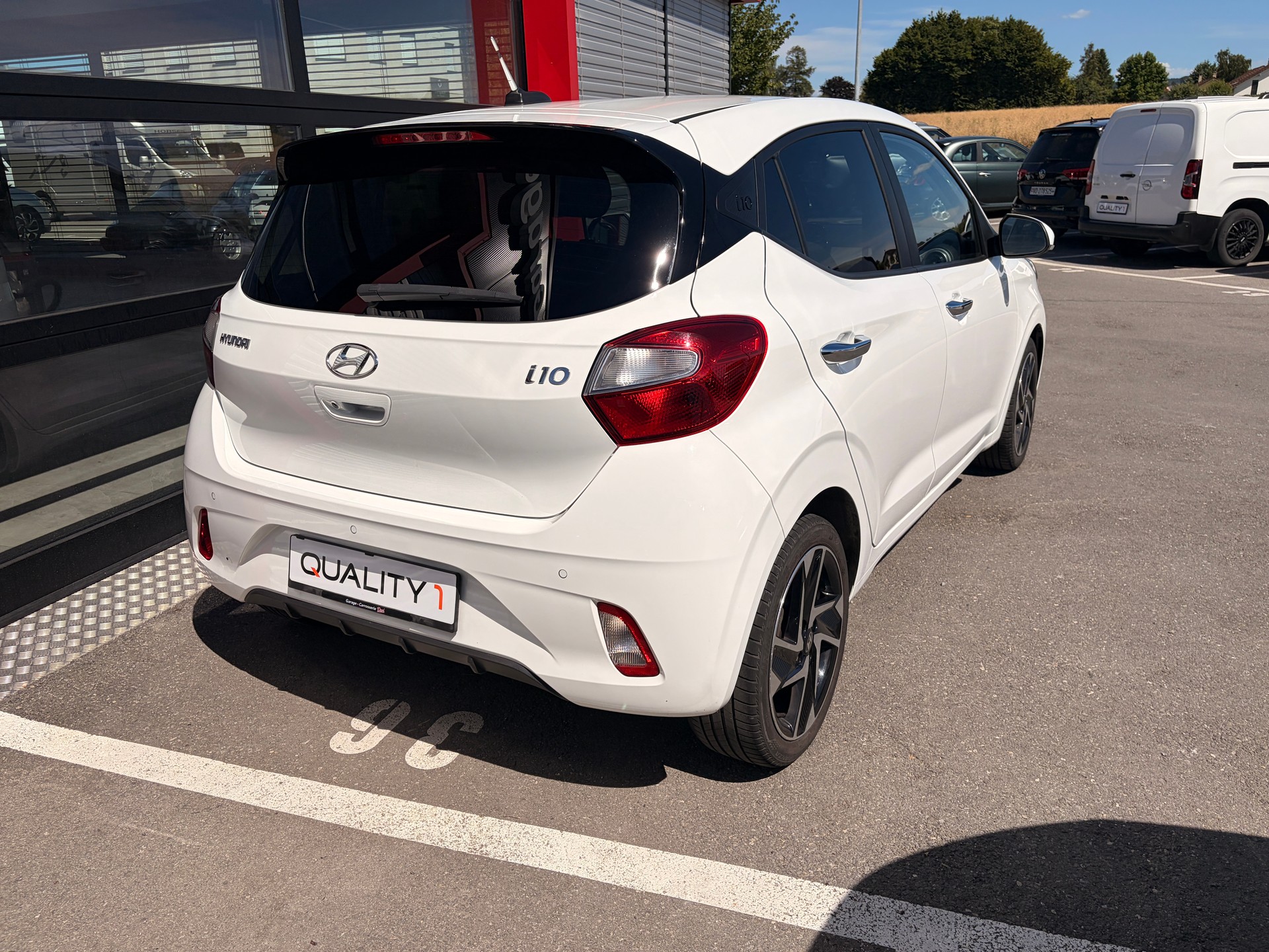 HYUNDAI i10 1.2 Vertex Automat-image-3