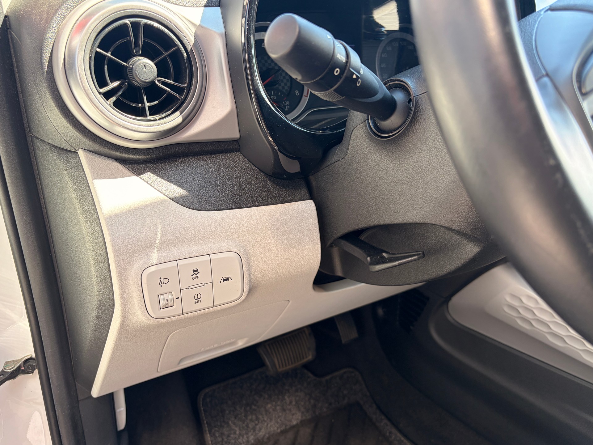 HYUNDAI i10 1.2 Vertex Automat-image-9