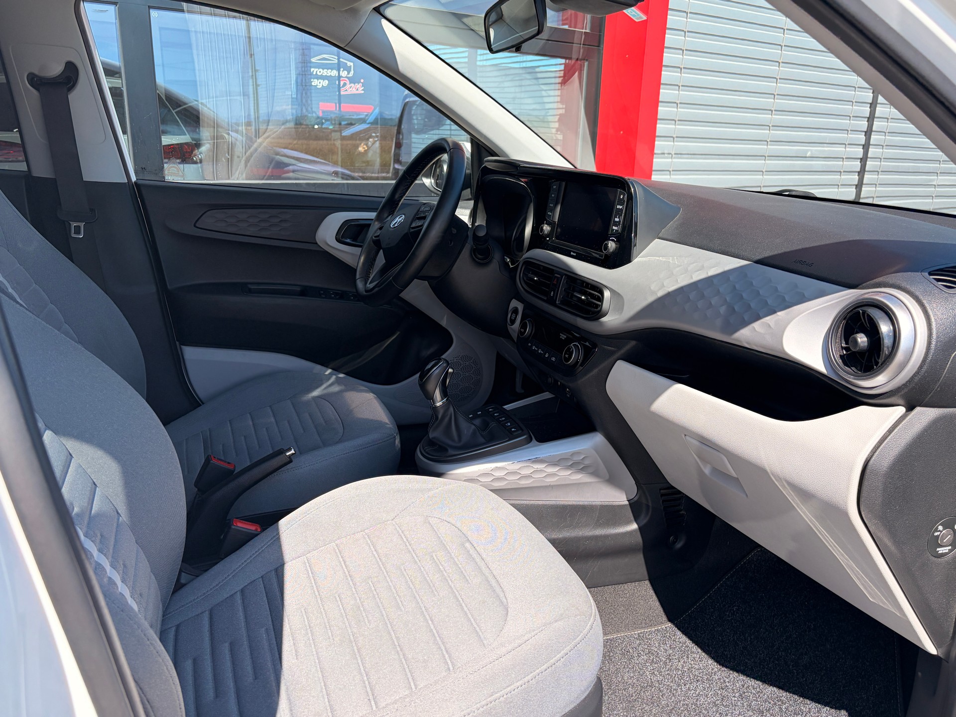 HYUNDAI i10 1.2 Vertex Automat-image-5