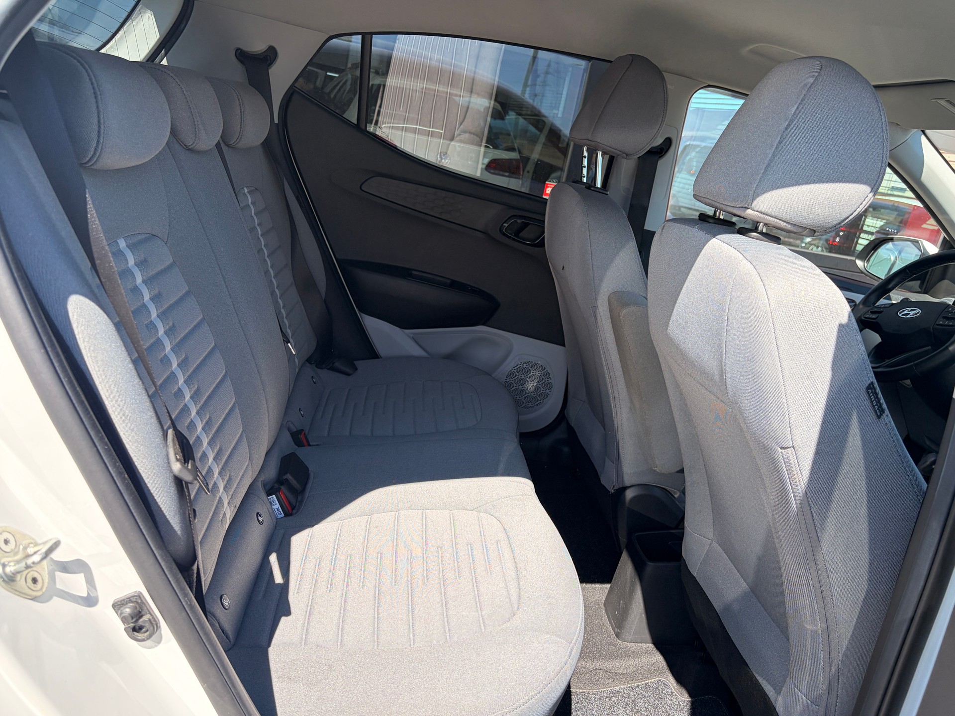 HYUNDAI i10 1.2 Vertex Automat-image-6