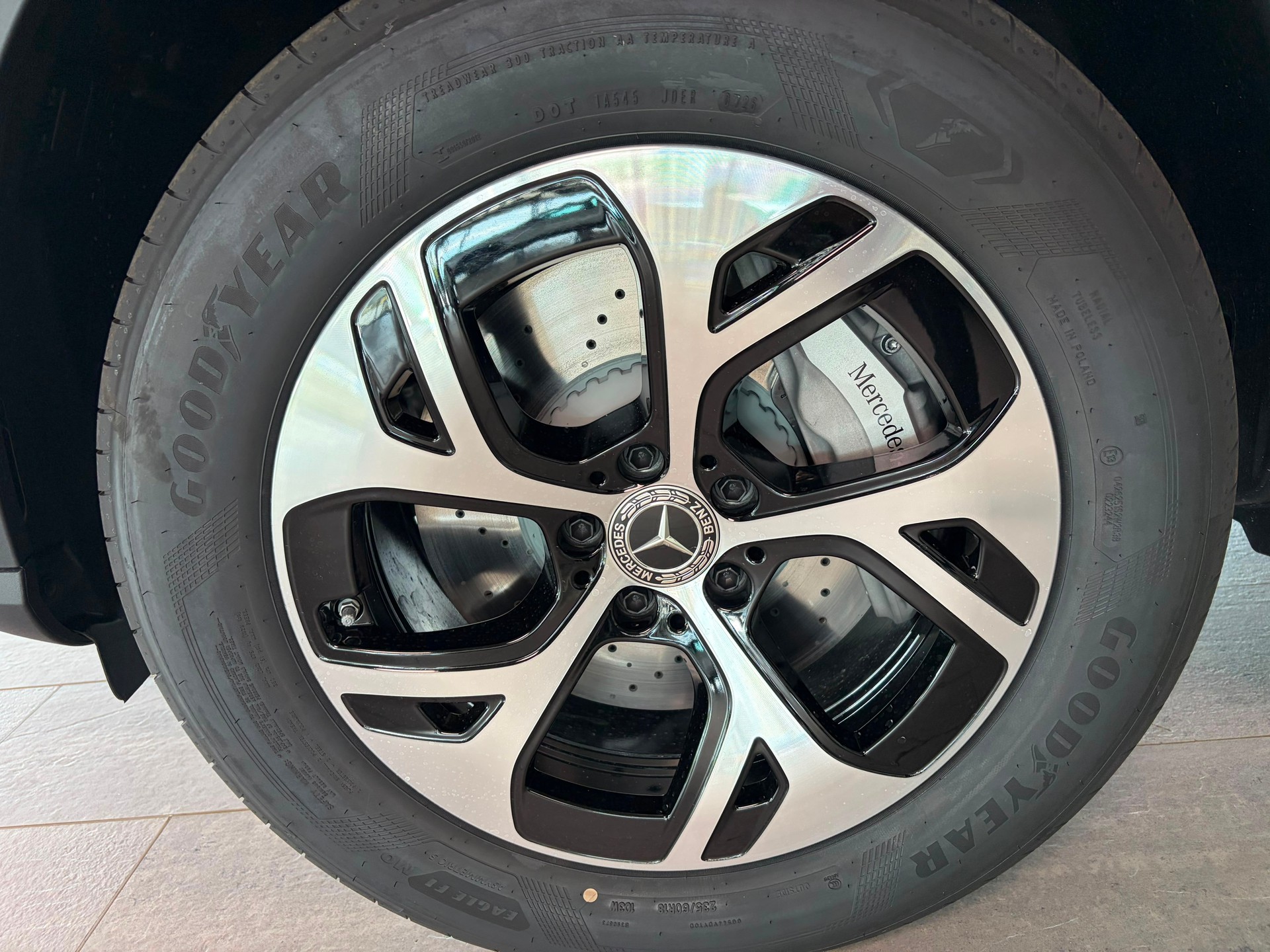 MERCEDES-BENZ GLC 300 e 4Matic 9G-Tronic-image-5