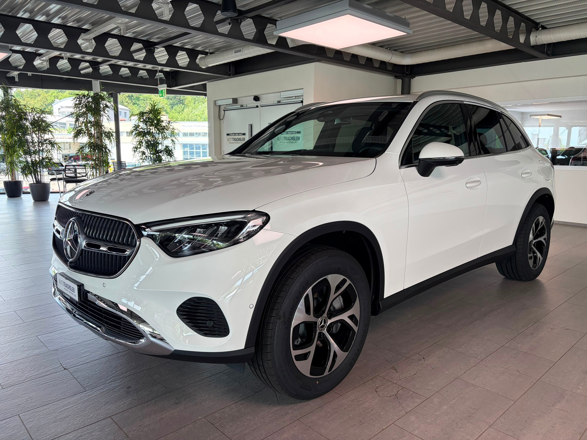 MERCEDES-BENZ GLC 300 e 4Matic 9G-Tronic-image-1