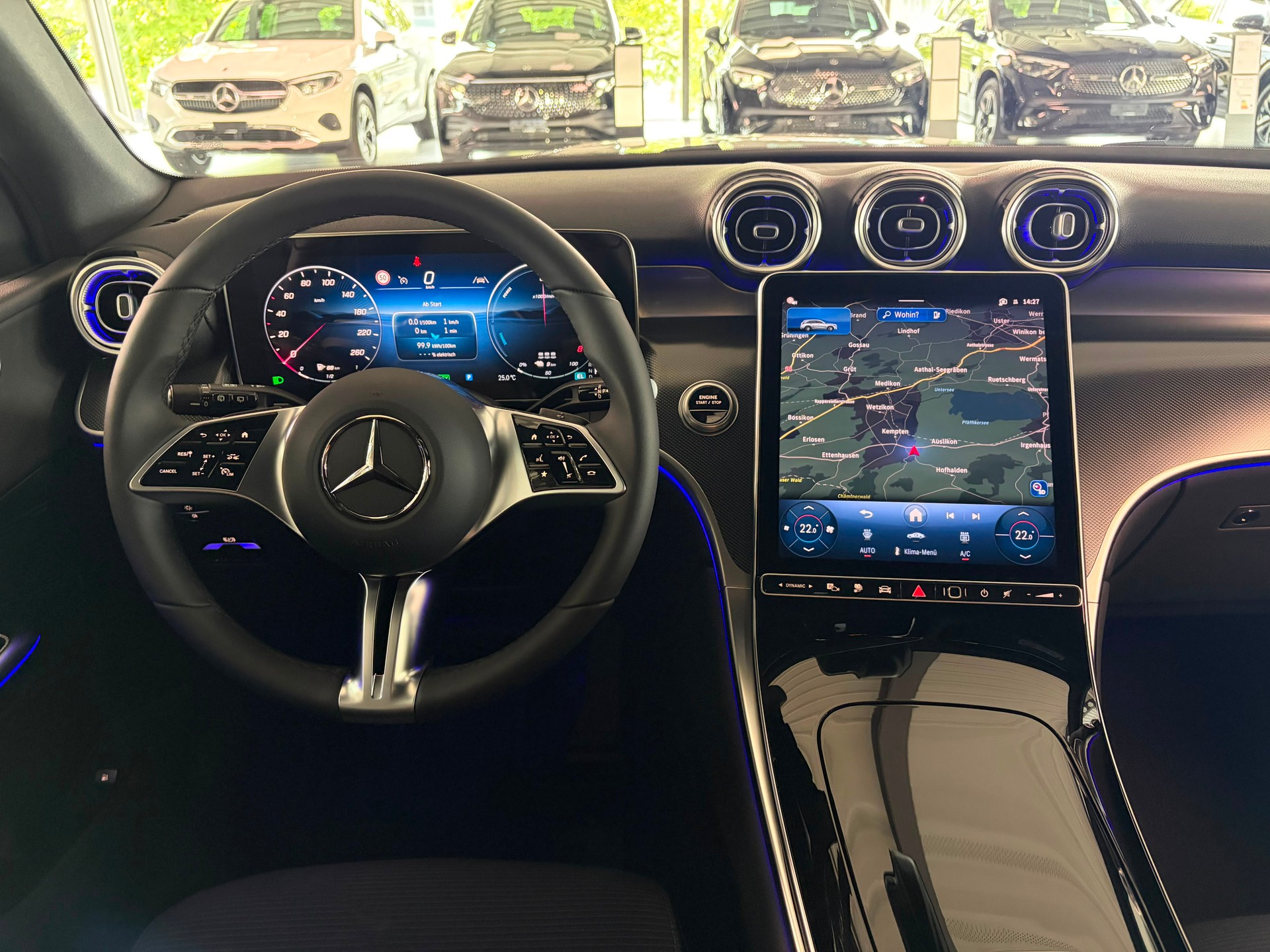 MERCEDES-BENZ GLC 300 e 4Matic 9G-Tronic-image-6