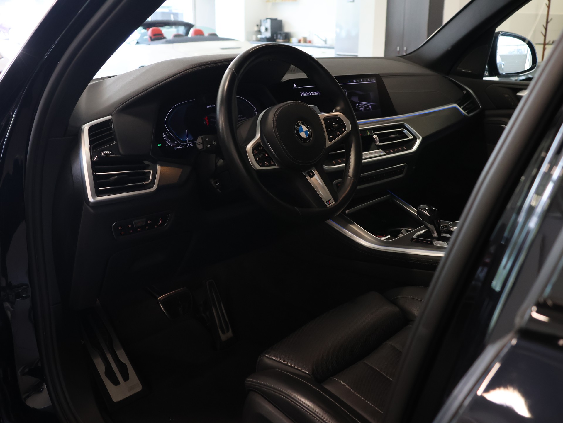 BMW X5 xDrive45e Steptronic *Panoramadach* *360 Kamera* *Harman Kardon*-image-12