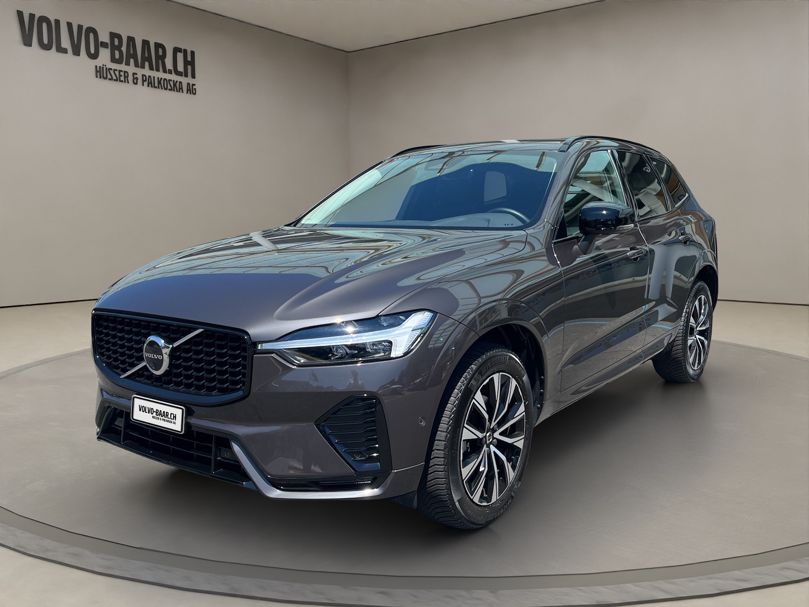 VOLVO XC60 2.0 B5 MH Plus Dark AWD-image-0