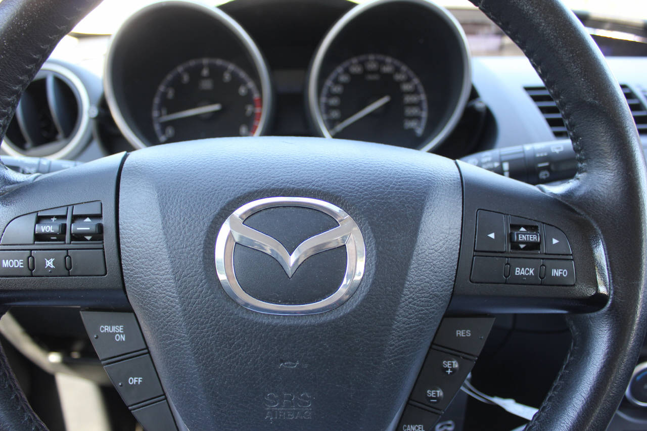 MAZDA 3 Hatchback 1.6 Exclusive-image-8
