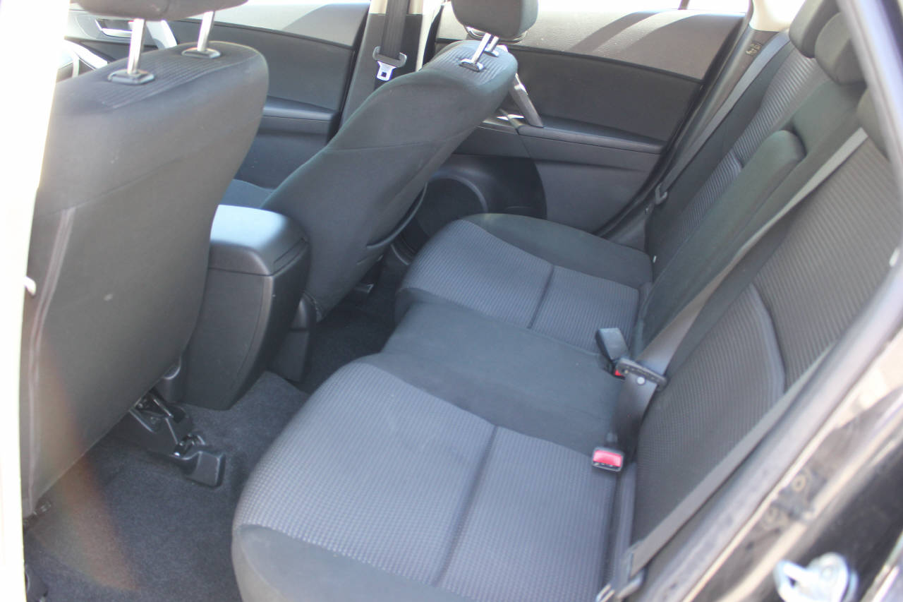 MAZDA 3 Hatchback 1.6 Exclusive-image-5