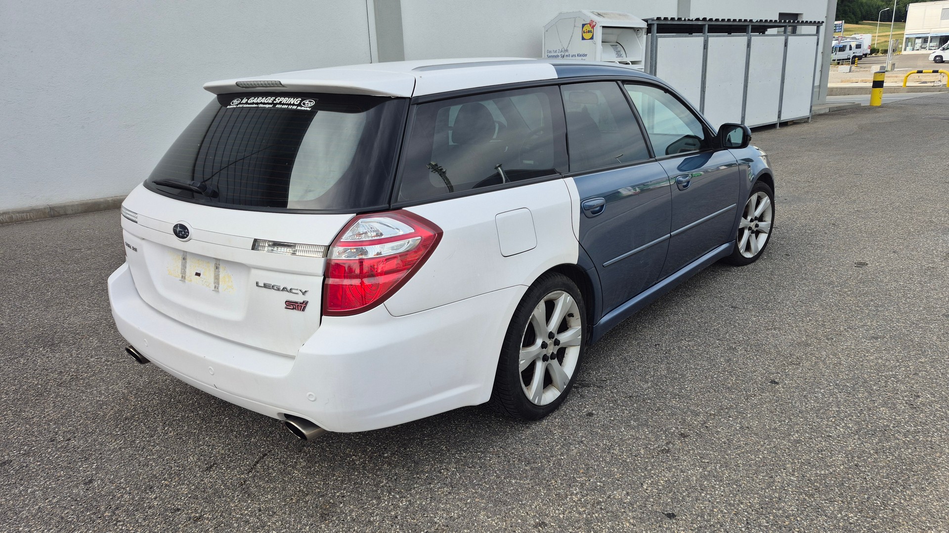 SUBARU Legacy 2.0R AWD Swiss-image-4