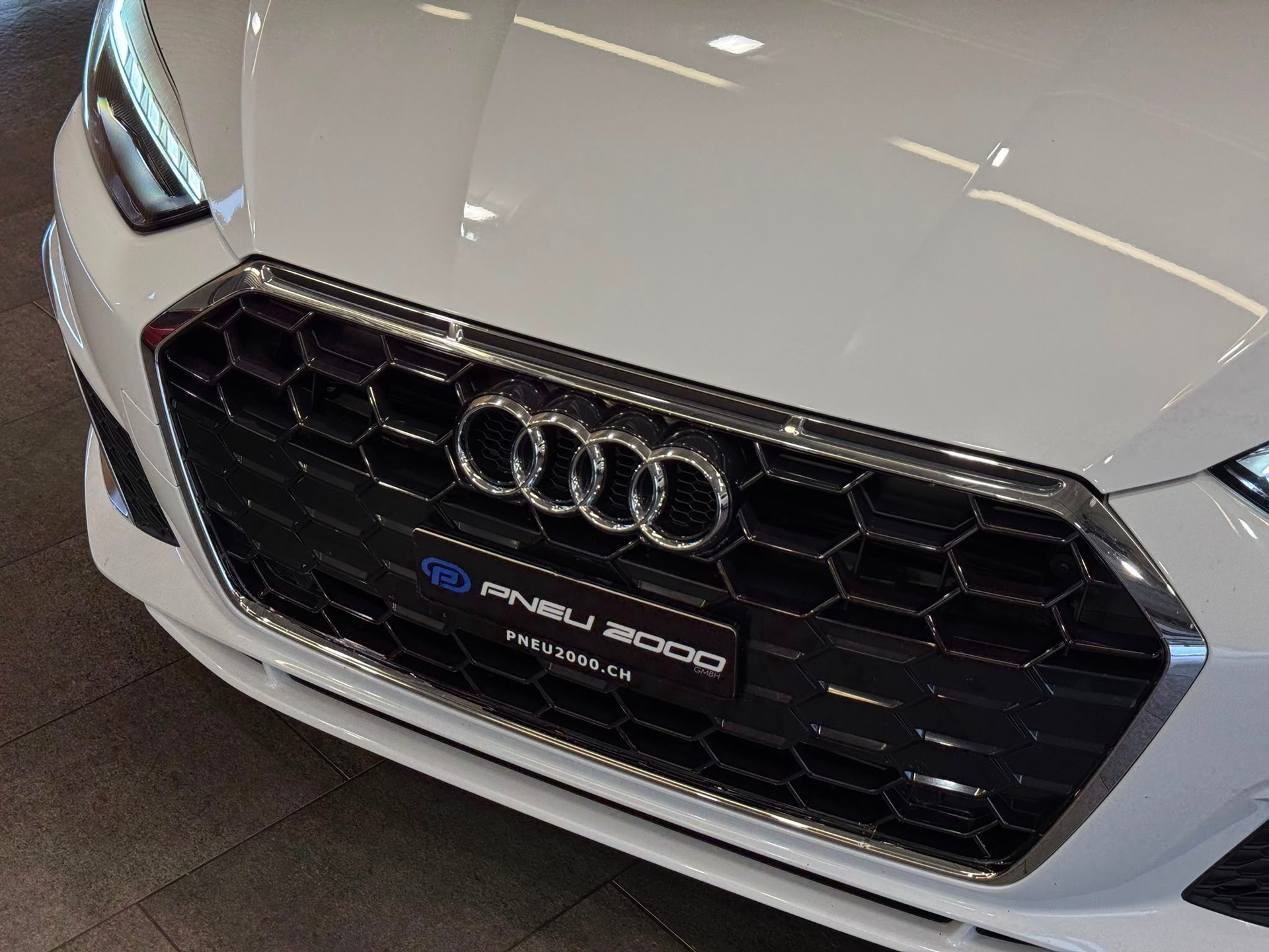 AUDI A5 Cabriolet 40 TDI S-Line S-tronic-image-3