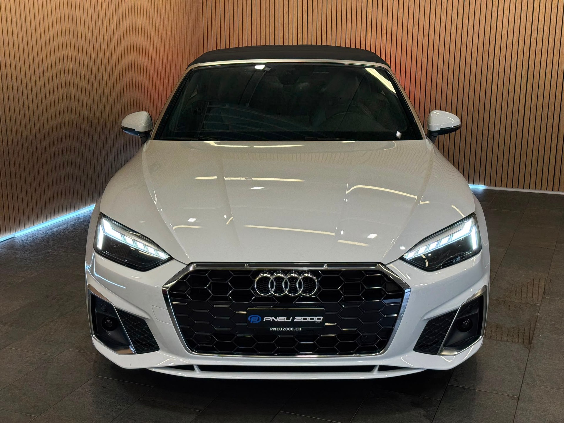 AUDI A5 Cabriolet 40 TDI S-Line S-tronic-image-2