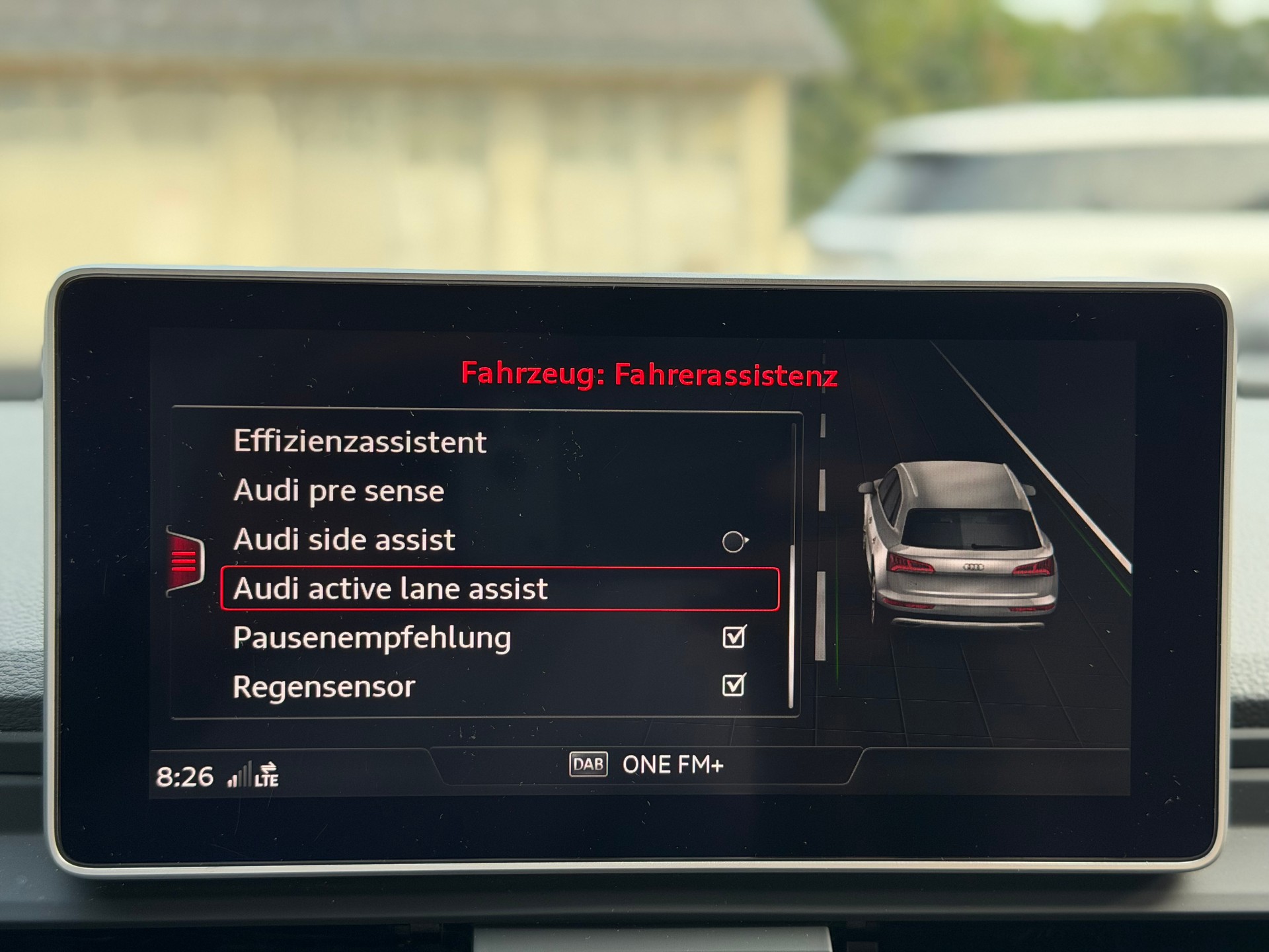 AUDI Q5 55 TFSI e sport quattro-image-19