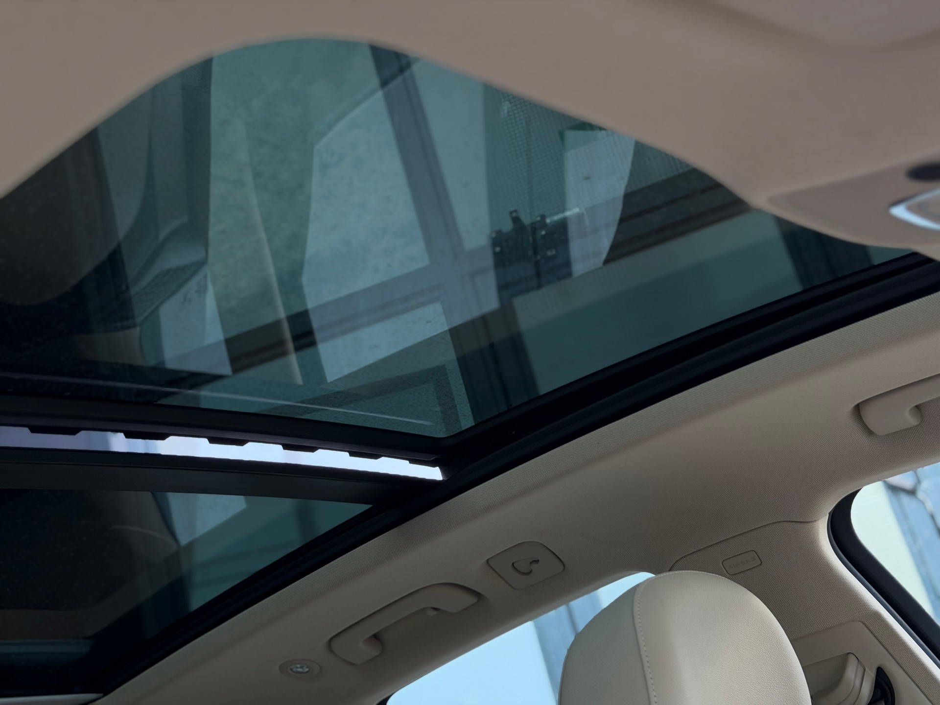 AUDI Q5 55 TFSI e sport quattro-image-16