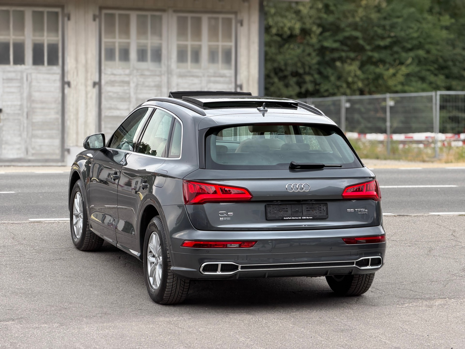 AUDI Q5 55 TFSI e sport quattro-image-6