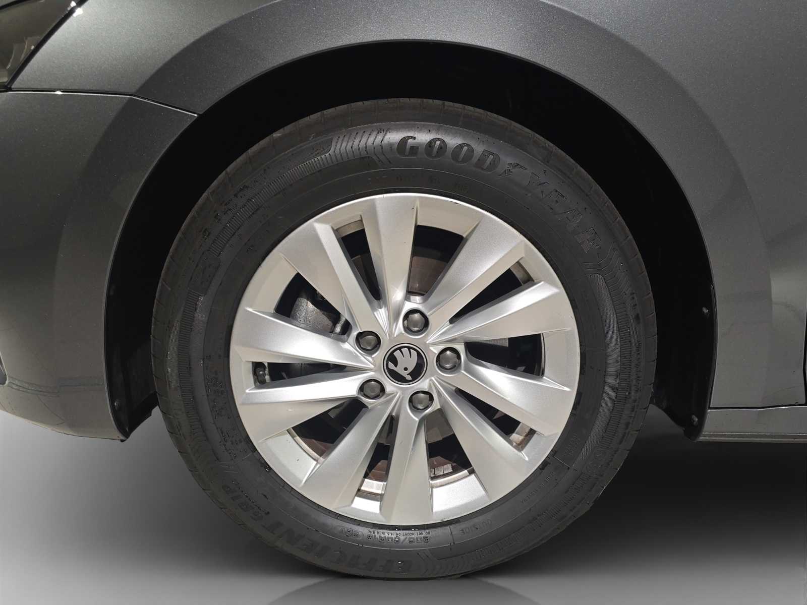 SKODA Octavia Combi 1.5 TSI mHEV DSG Dynamic-image-15
