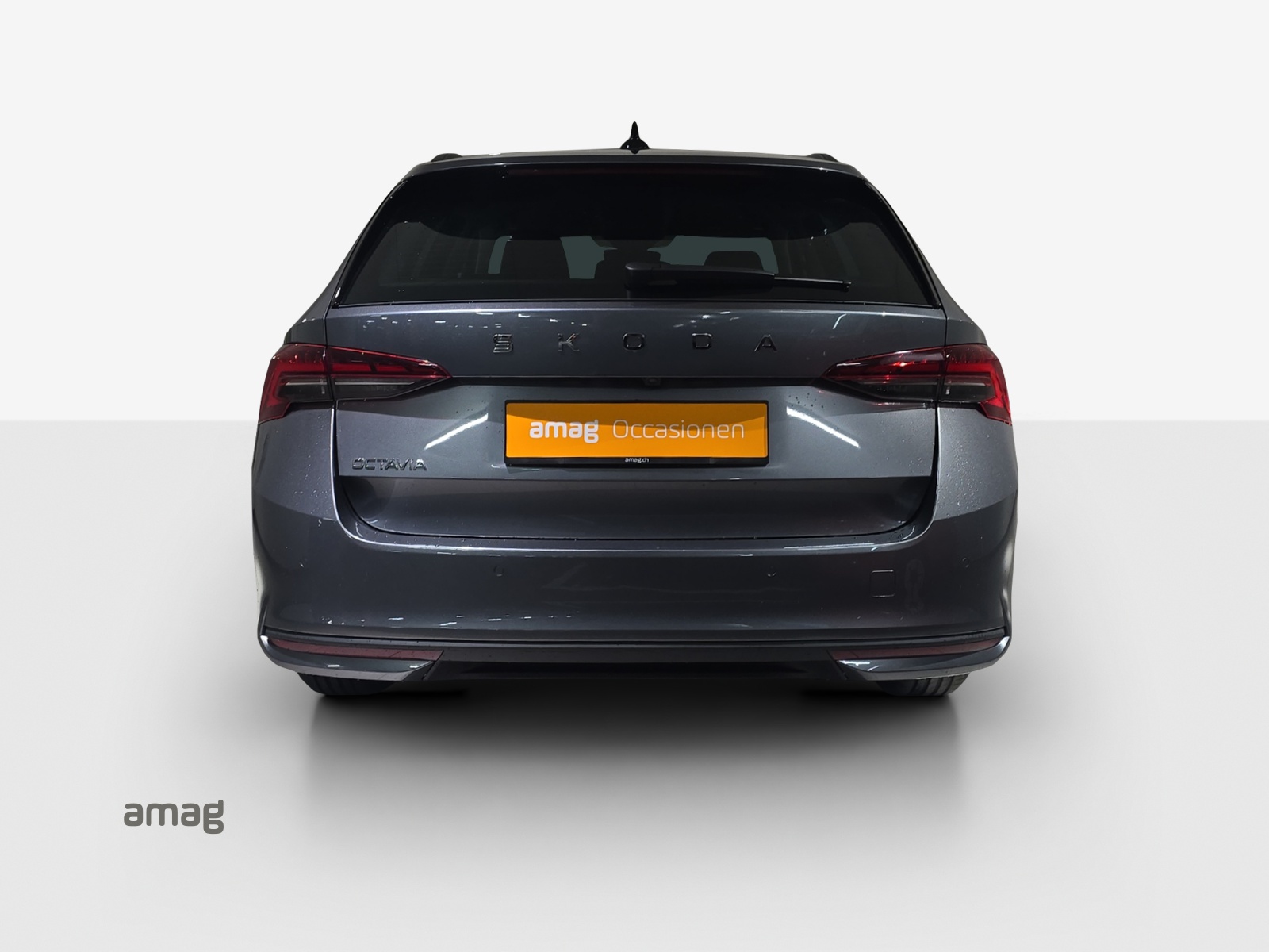 SKODA Octavia Combi 1.5 TSI mHEV DSG Dynamic-image-3