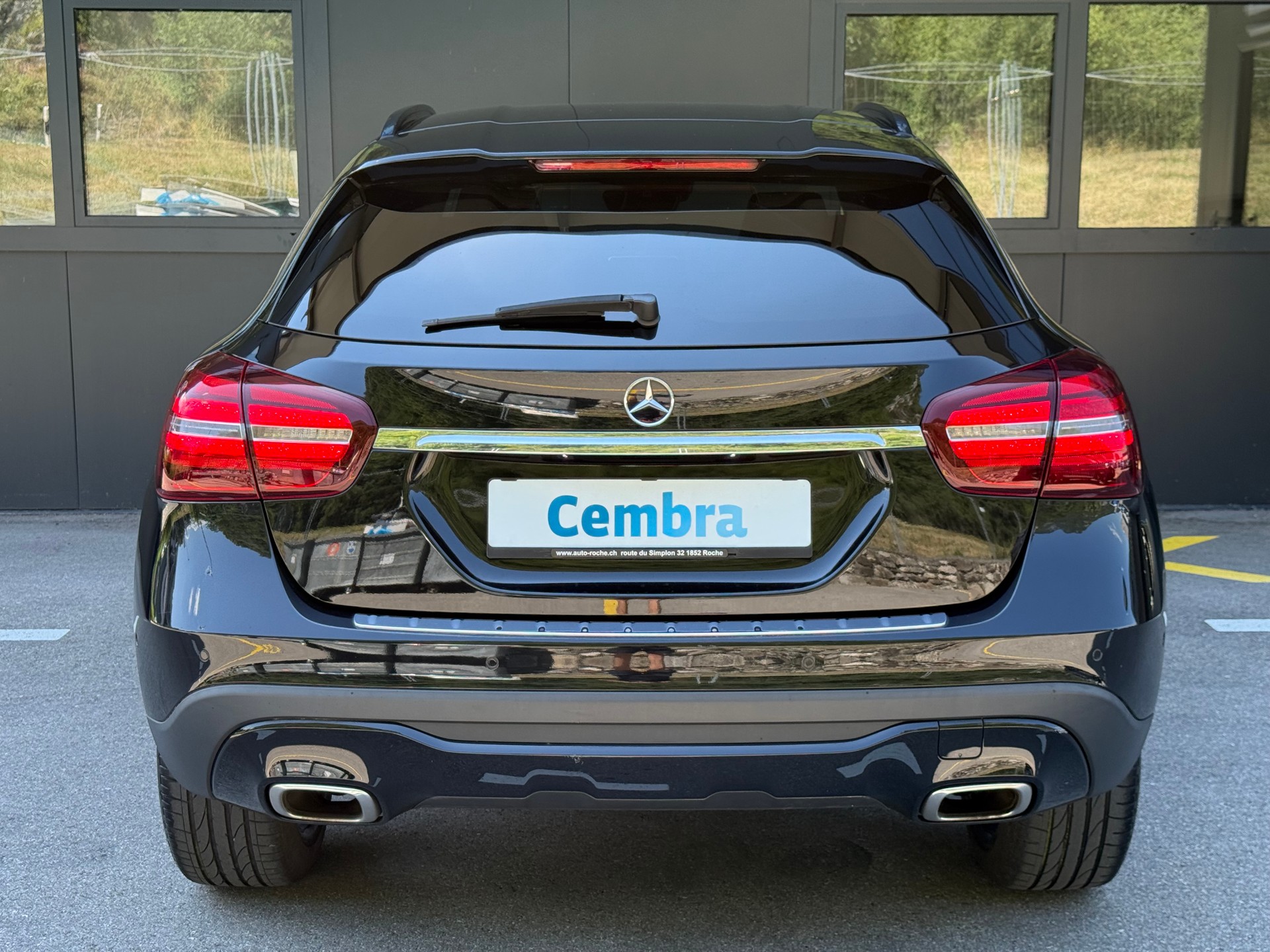 MERCEDES-BENZ GLA 200 Night Star 7G-DCT-image-5