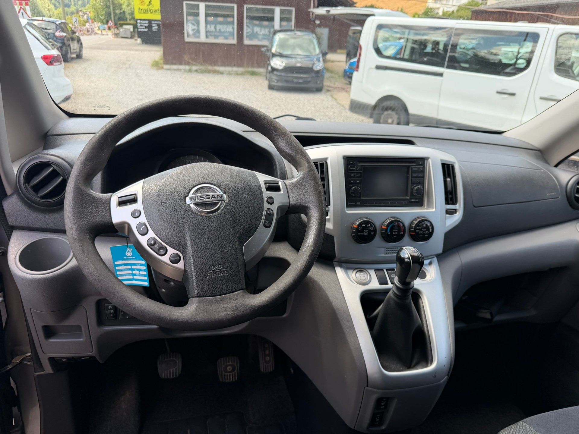 NISSAN NV200 1.5 dCi 110 Evalia Tekna-image-11