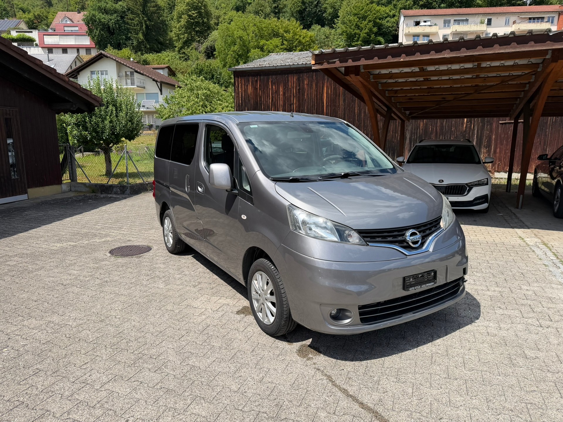 NISSAN NV200 1.5 dCi 110 Evalia Tekna-image-2