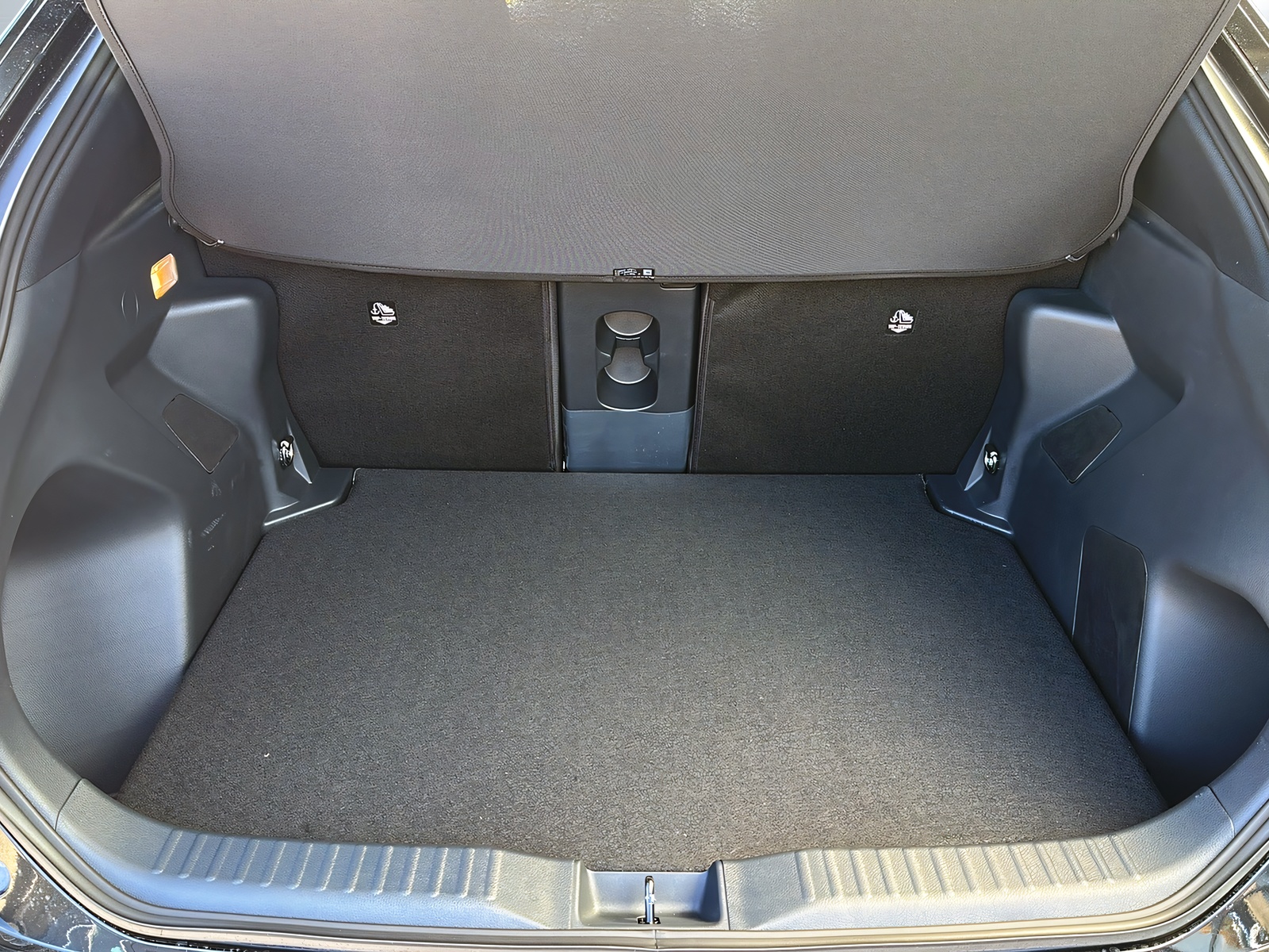 TOYOTA Yaris Cross 1.5 Trend AWDi e-CVT-image-12