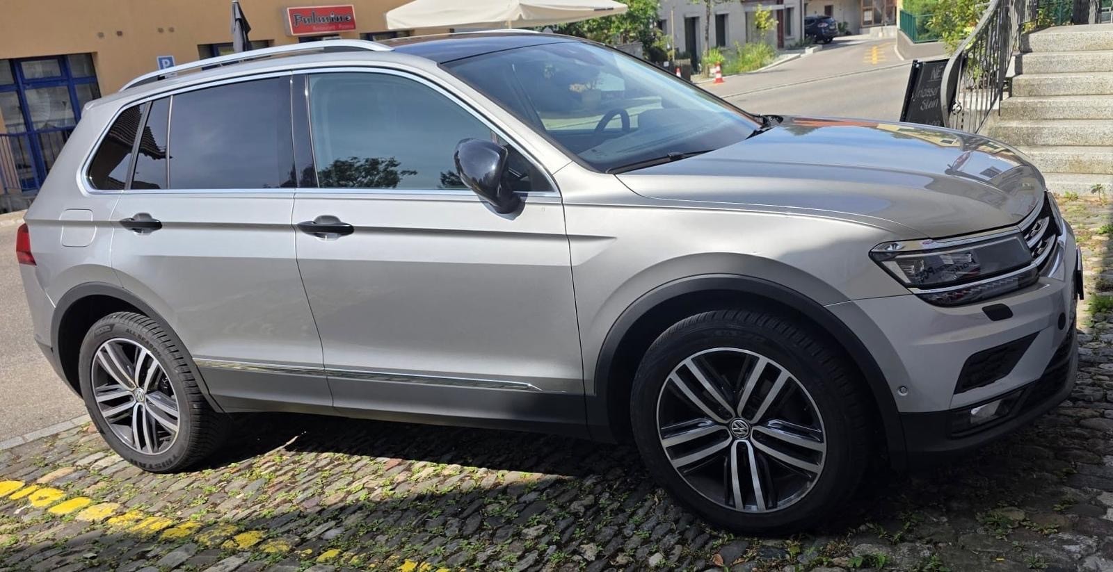 VW Tiguan 2.0 TDI SCR Comfortline 4Motion DSG-image-3