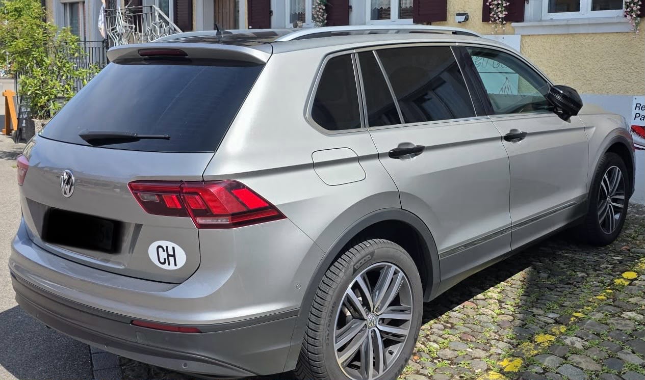 VW Tiguan 2.0 TDI SCR Comfortline 4Motion DSG-image-7