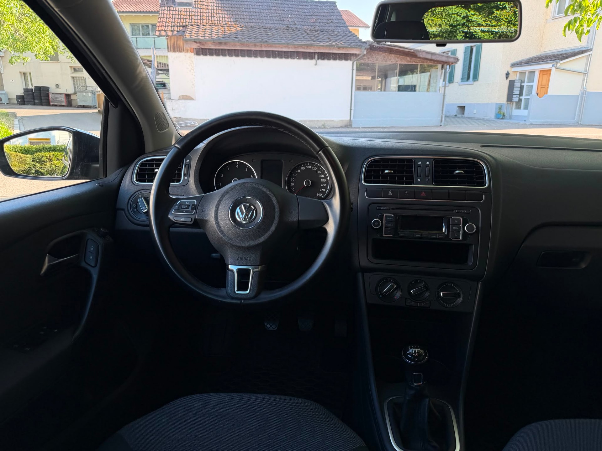 VW Polo 1.2 TSI Comfortline-image-12