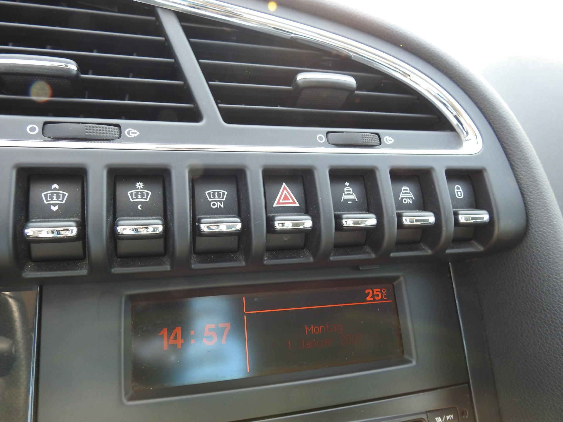 PEUGEOT 3008 1.6 16V T Sport Pack Tiptronic-image-20