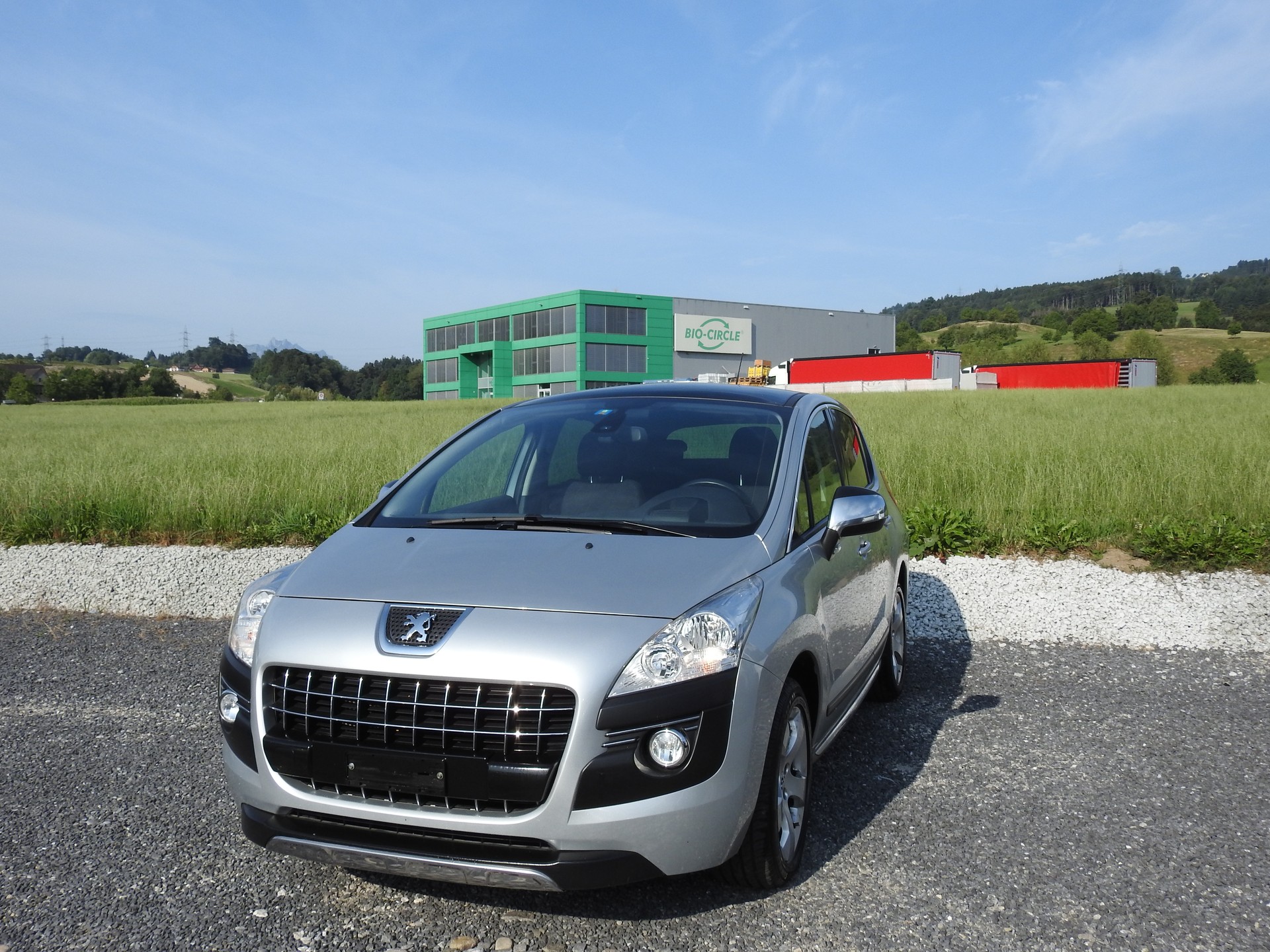 PEUGEOT 3008 1.6 16V T Sport Pack Tiptronic-image-0