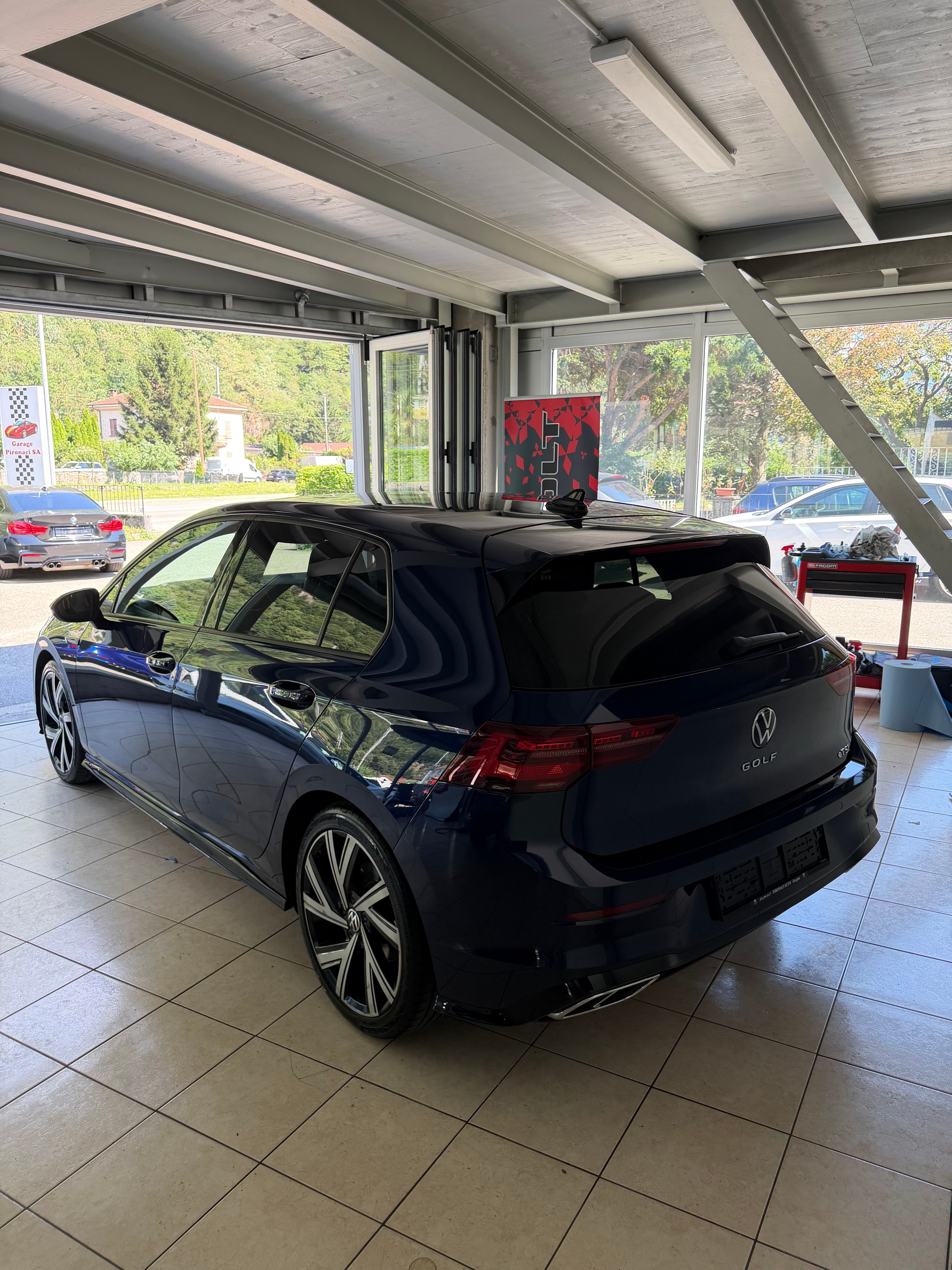 VW Golf 1.5 eTSI mHEV ACT R-Line DSG-image-4