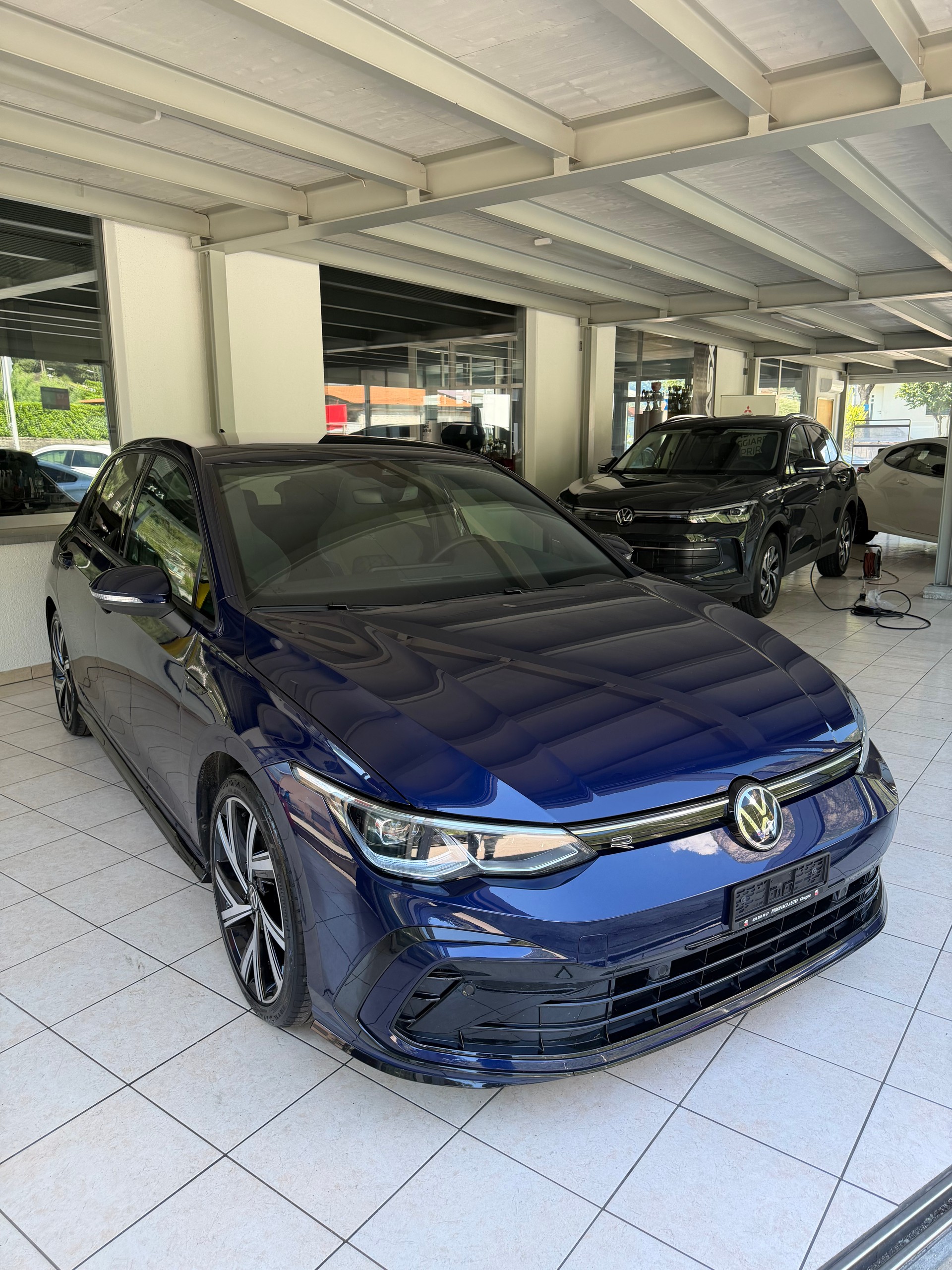 VW Golf 1.5 eTSI mHEV ACT R-Line DSG-image-8
